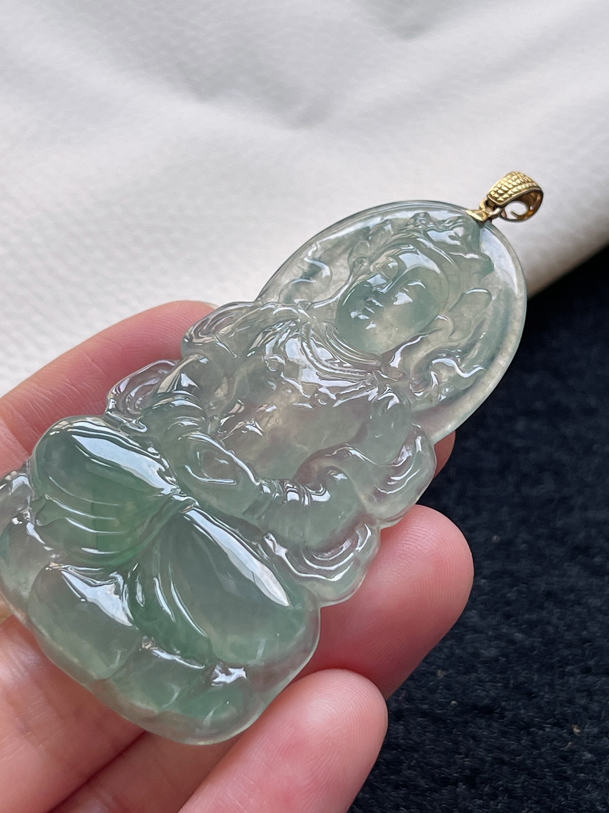 18k金 翡翠冰糯种浅绿色吊坠