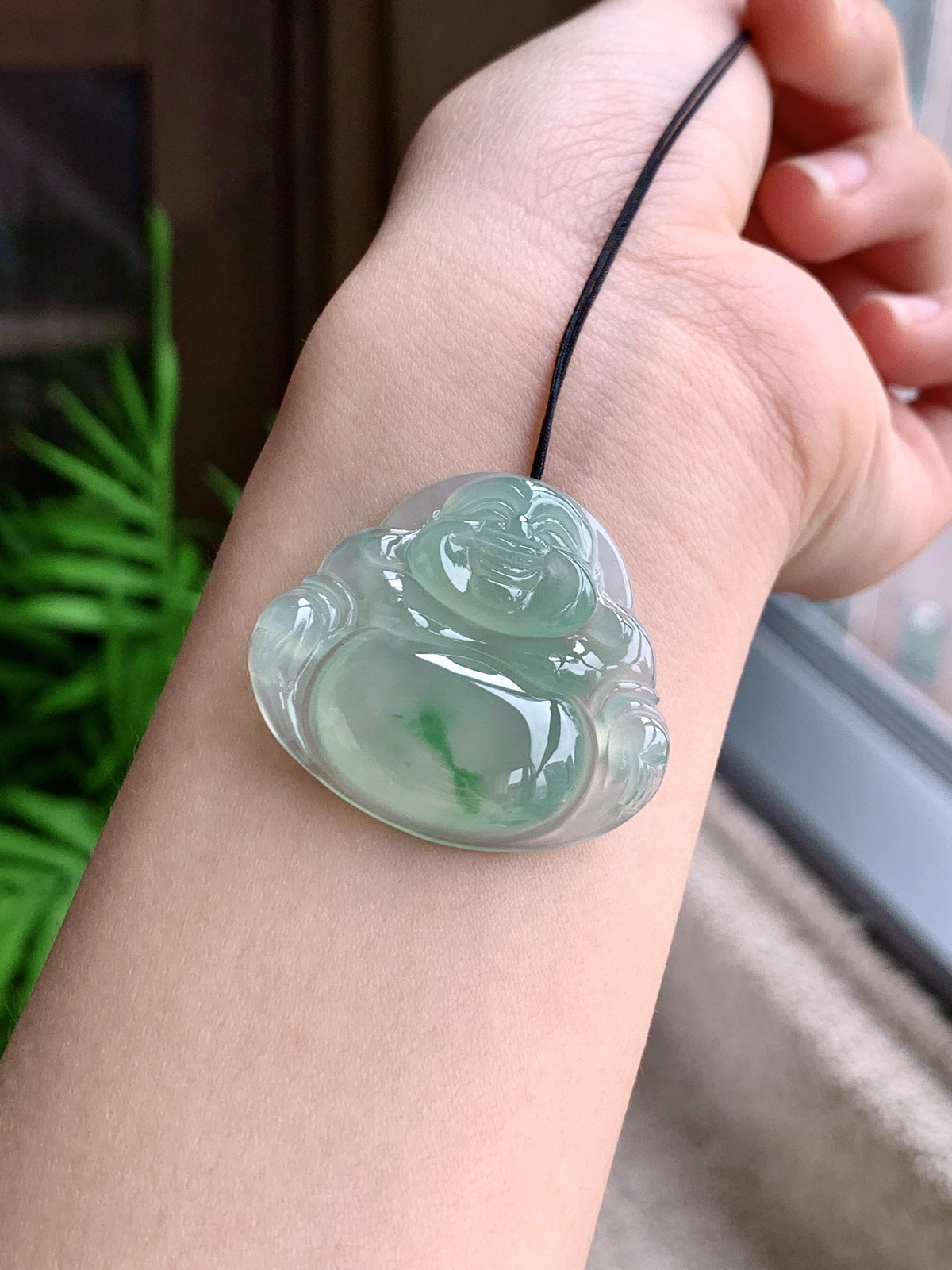 【裸石】高冰佛公飘花佛公吊坠
【说明】缅料 性价比高  
【尺寸】34.6-31.4-6.