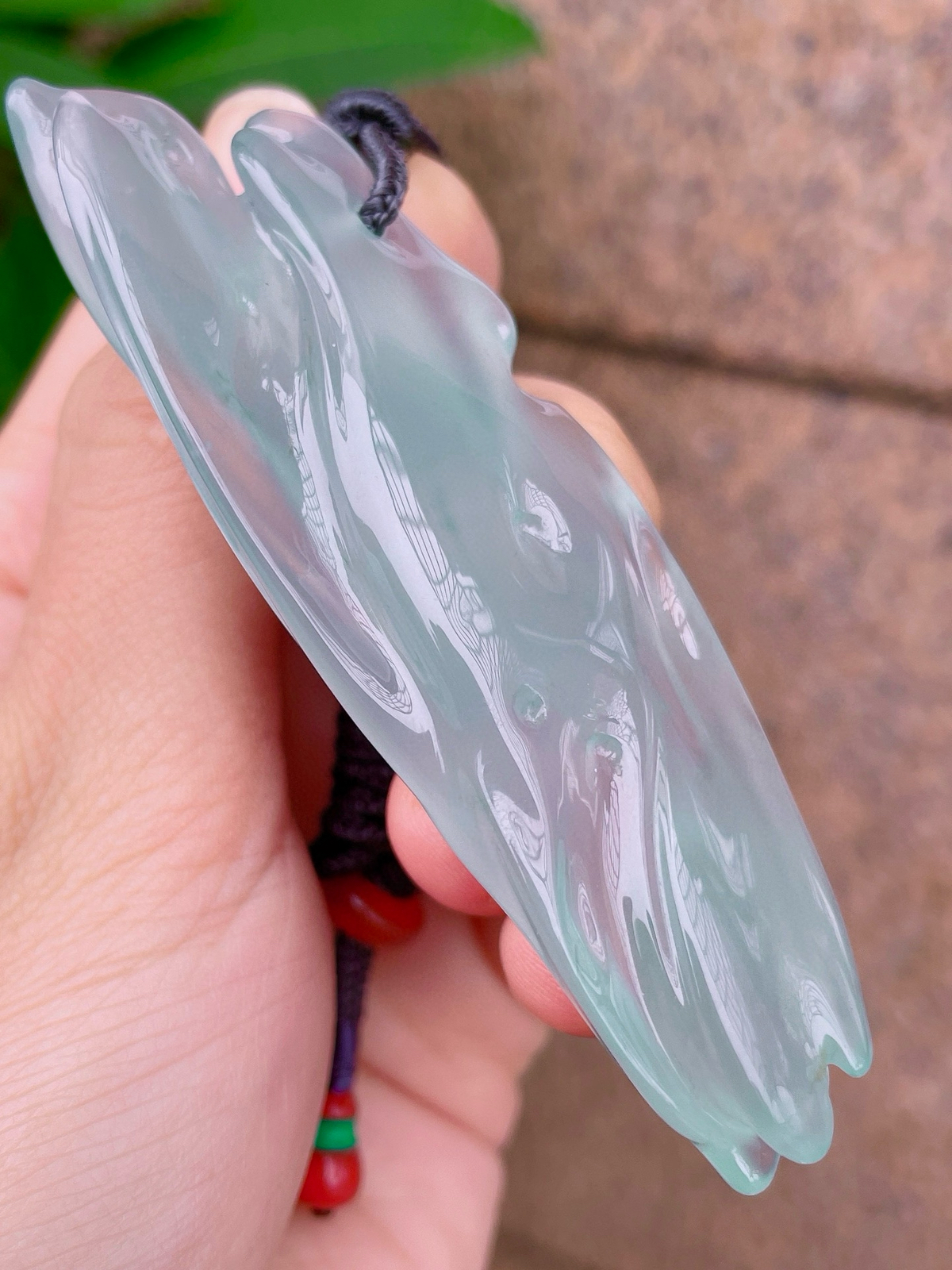 【天空蓝】高冰种天空蓝随形，强荧光，冰透闪亮，正宗天空蓝色，大件随形，是风，是云，是岩石，是寒冰，万象贤集，天然缅甸翡翠，收藏佳品