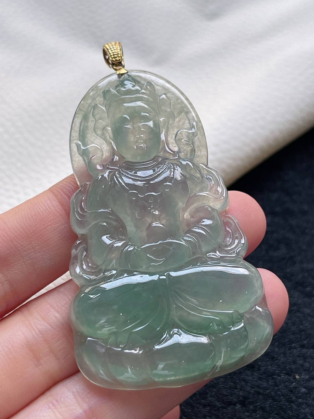 18k金 翡翠冰糯种浅绿色吊坠