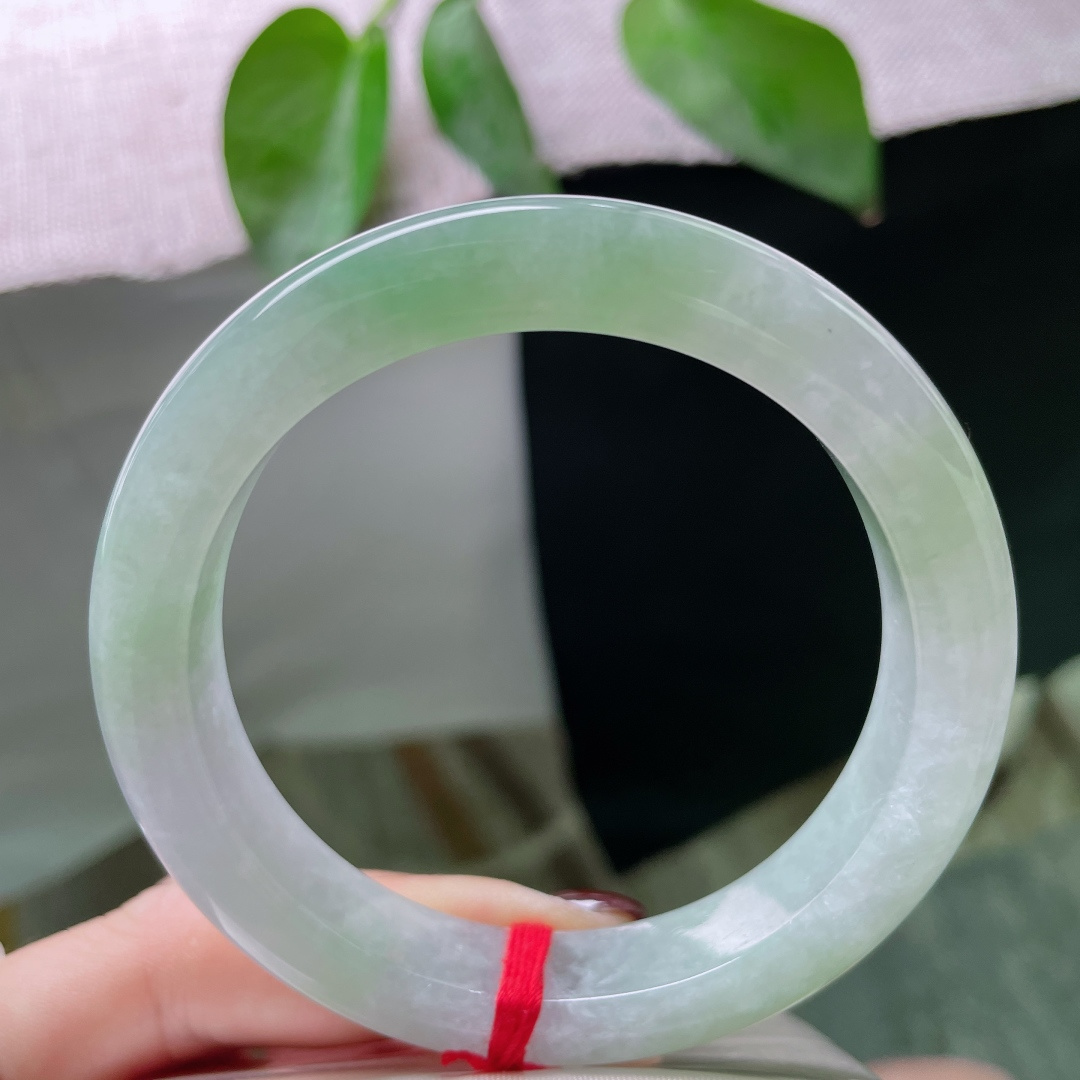 57.8/11.9/9.2春彩正圈，种老，清润，把天际最后一缕霞光，凝成腕间星辰。皮纹，ss5009