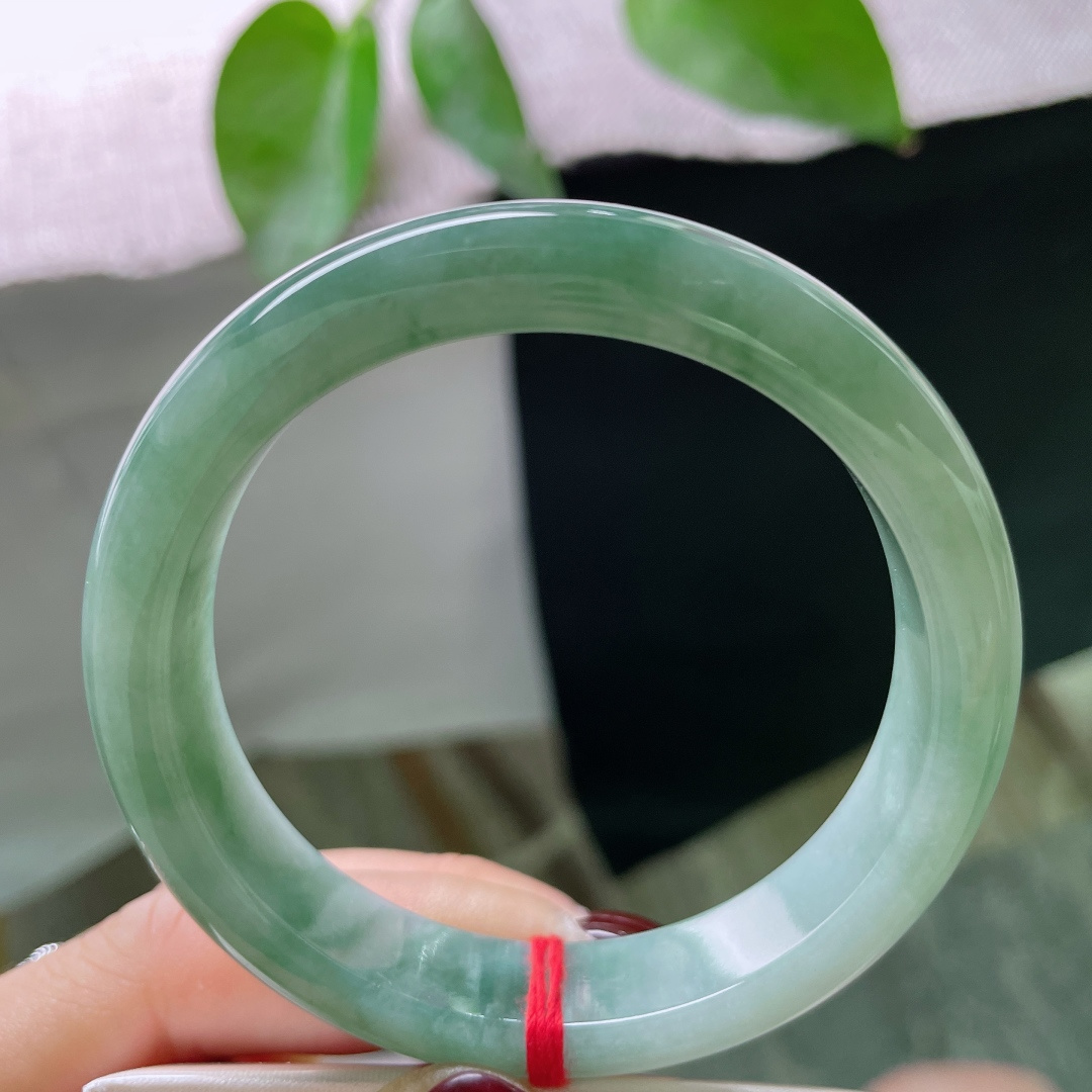 54.6/12/7.6，油青正圈，色泽沉稳，佩戴内敛，不失古典美，ss49033a