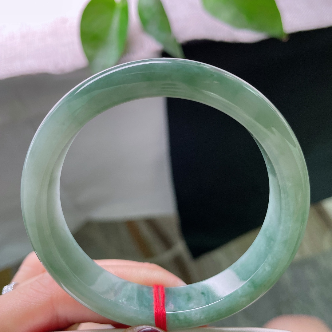 54.6/12/7.6，油青正圈，色泽沉稳，佩戴内敛，不失古典美，ss49033a