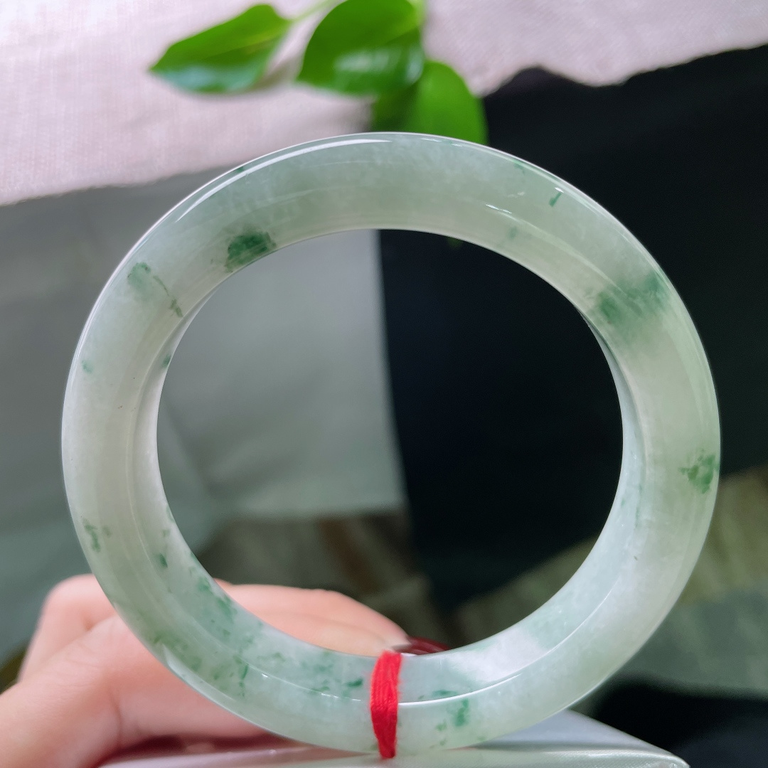 55.8/11.8/9.2飘花正圈，水润细腻，花影摇曳生姿，仪态万方，种老，。ss50032a