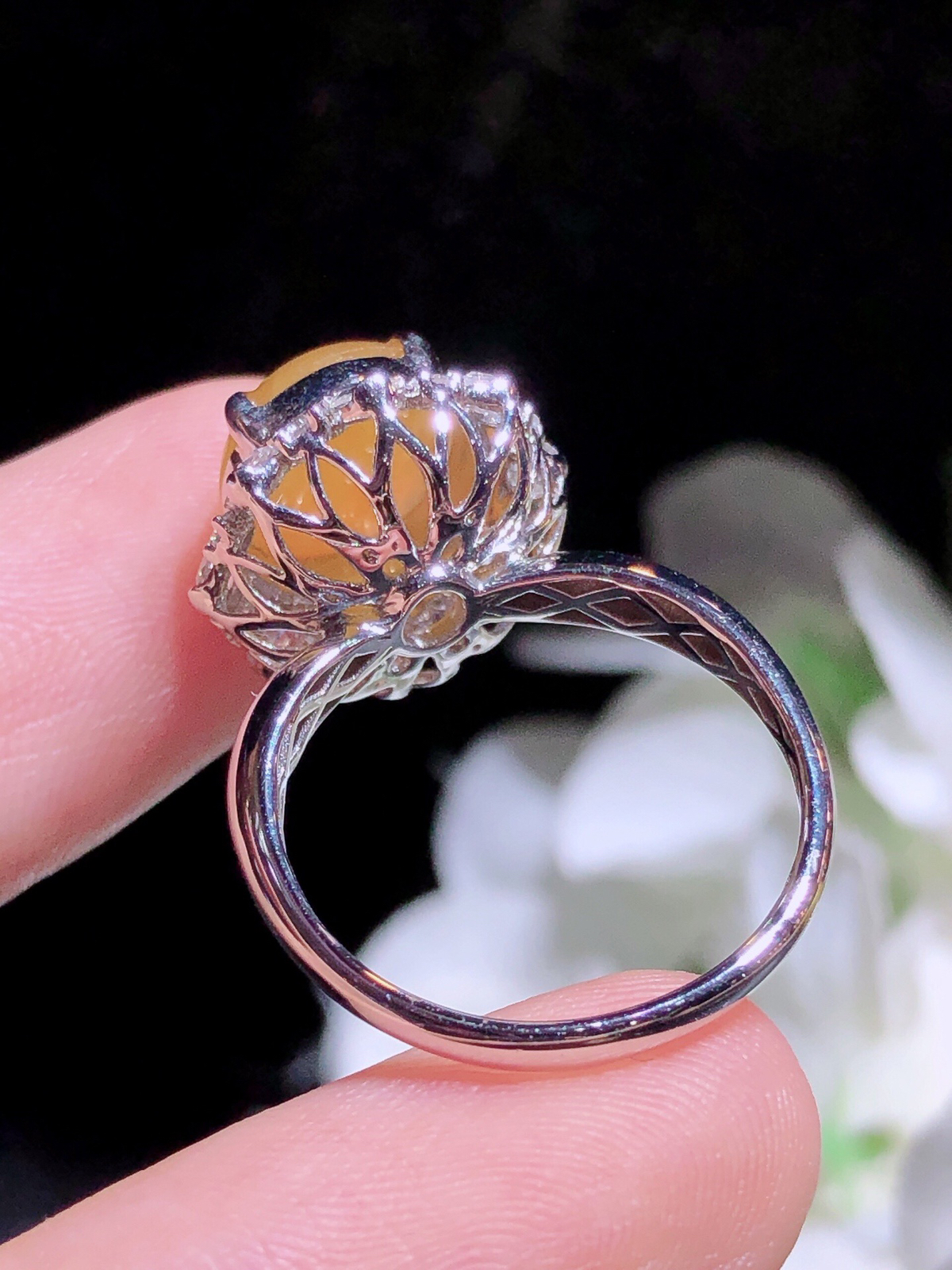 18K金镶 冰黄蛋面戒指 完美 水润色艳 品相饱满