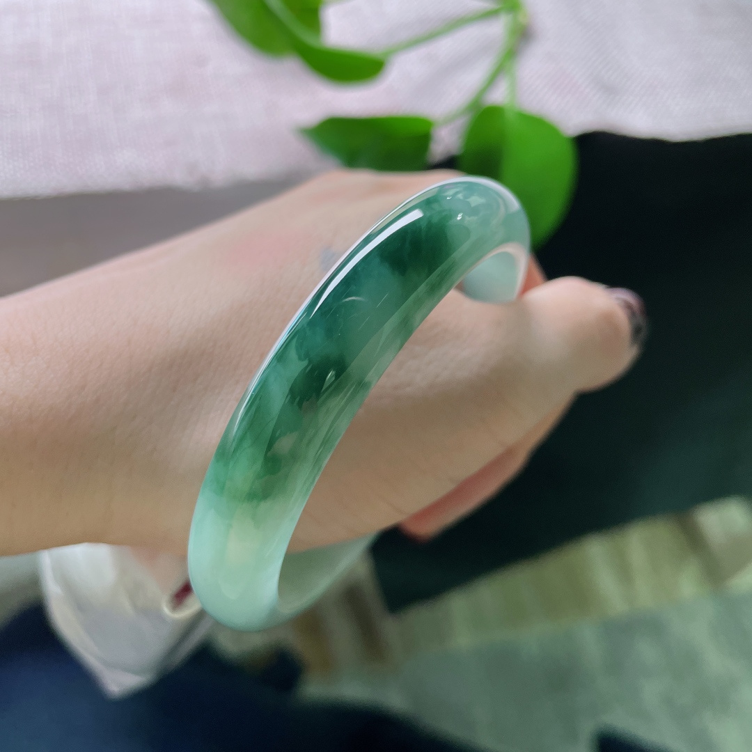 57.3/11.3/7.3飘花正圈，水润，半山水有相逢，贵气