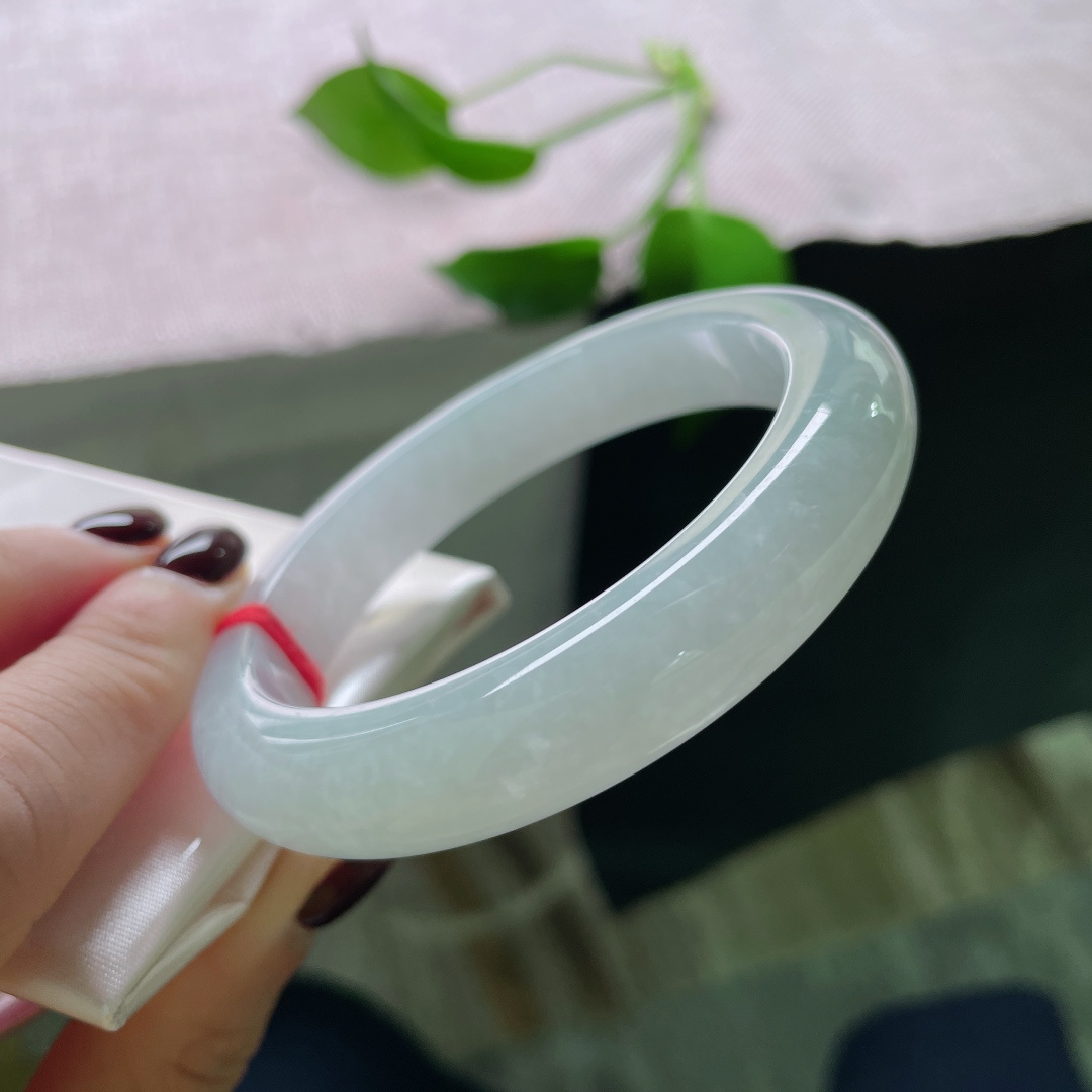 57/11.9/9.3淡绿底正圈，清新，水润，温婉可人，ss50086a