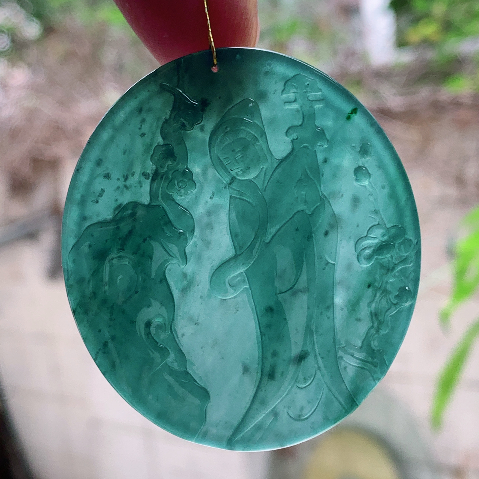 Xj实拍55*48.8*6天然翡翠a货满色精雕风雪夜归人吊坠 冰透福禄仕女图玉坠