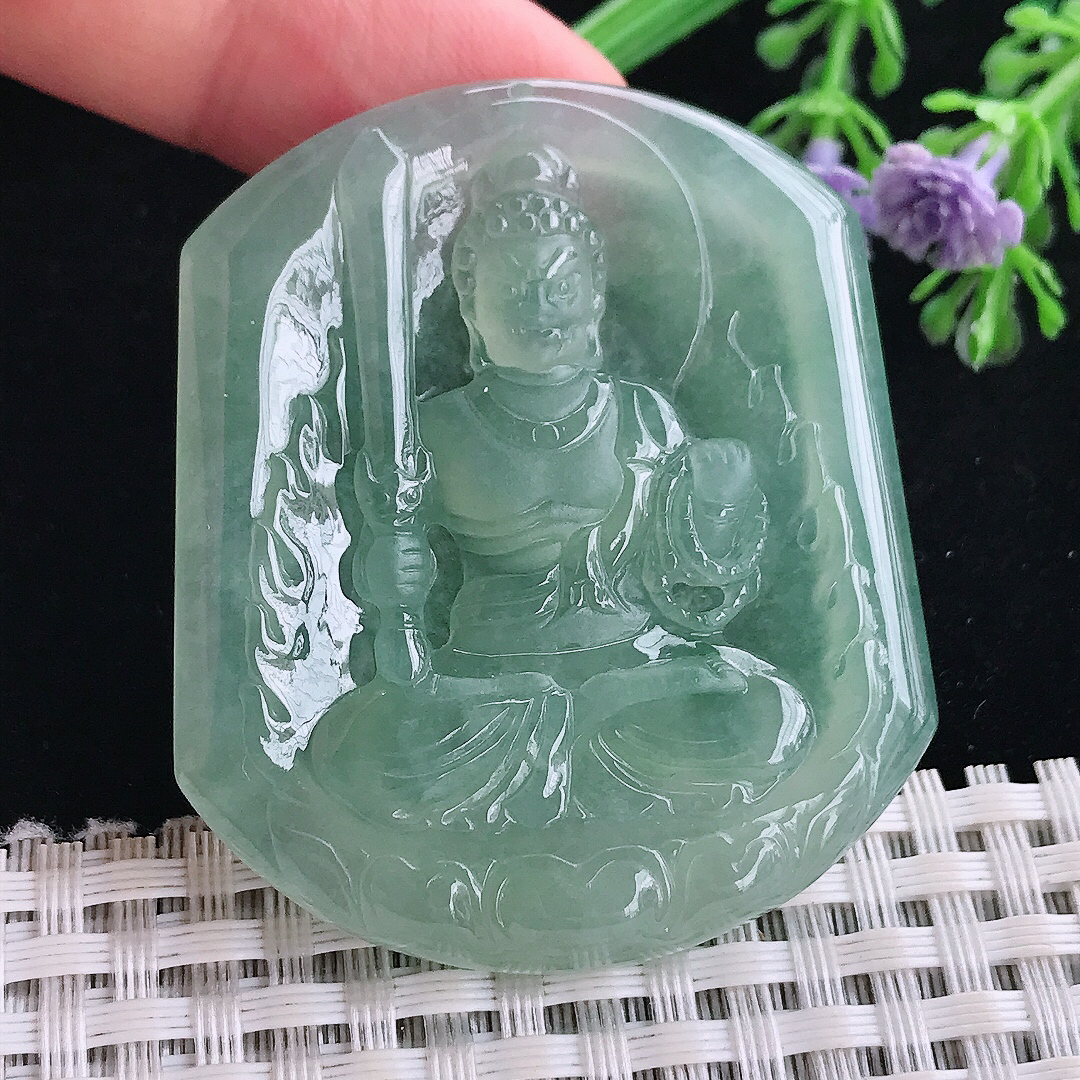 实拍A货翡翠50/42.7/4.8老坑冰胶果冻冰晴满绿不动明王吊坠翡翠玉牌挂件