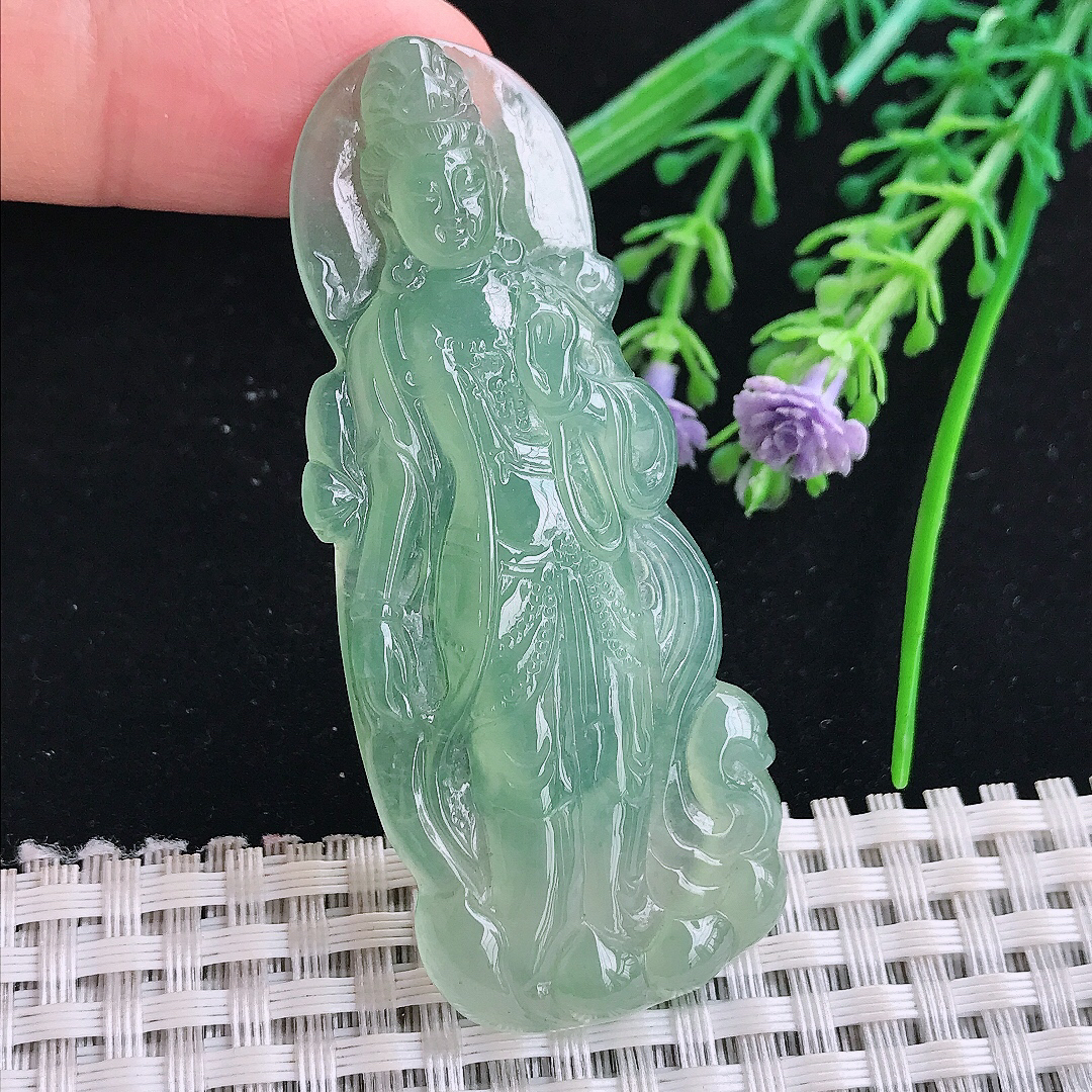 实拍A货翡翠64.8/26.6/6老坑冰种冰晴满甜绿赐福观音吊坠翡翠玉观音挂件