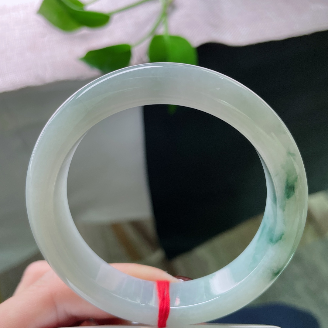 57.8/13.1/8.6，飘花正圈，或丝缕，飘飘洒洒，似水中藻荇。侧纹，ss49357a