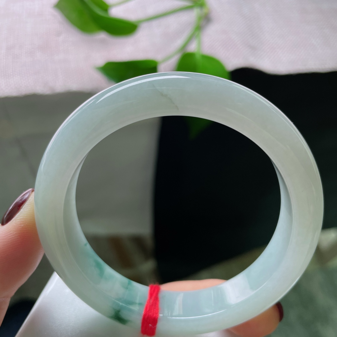 57.8/13.1/8.6，飘花正圈，或丝缕，飘飘洒洒，似水中藻荇。侧纹，ss49357a