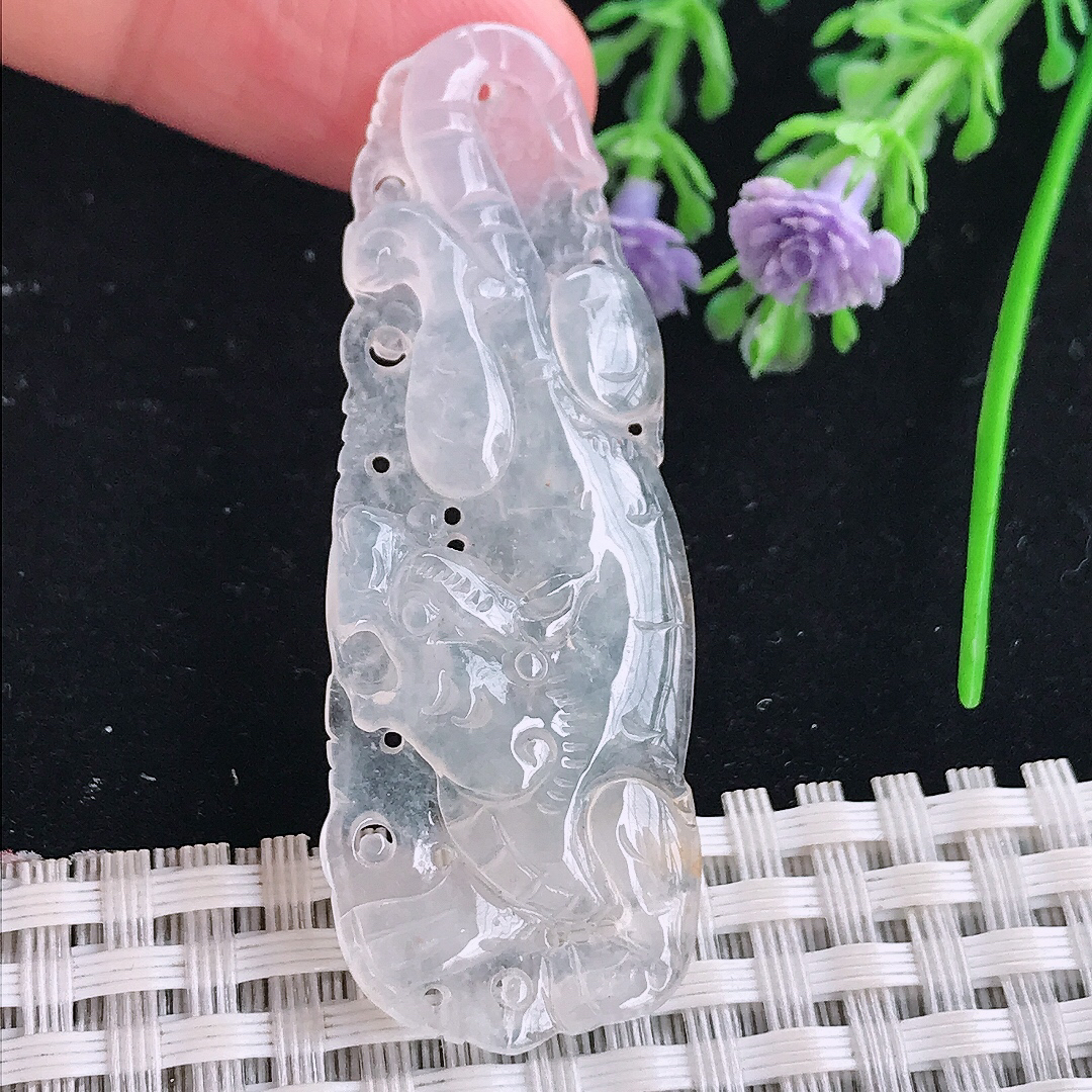 实拍A货翡翠53.5/19.5/5老坑冰种起光下山虎虎牌吊坠翡翠玉牌挂件