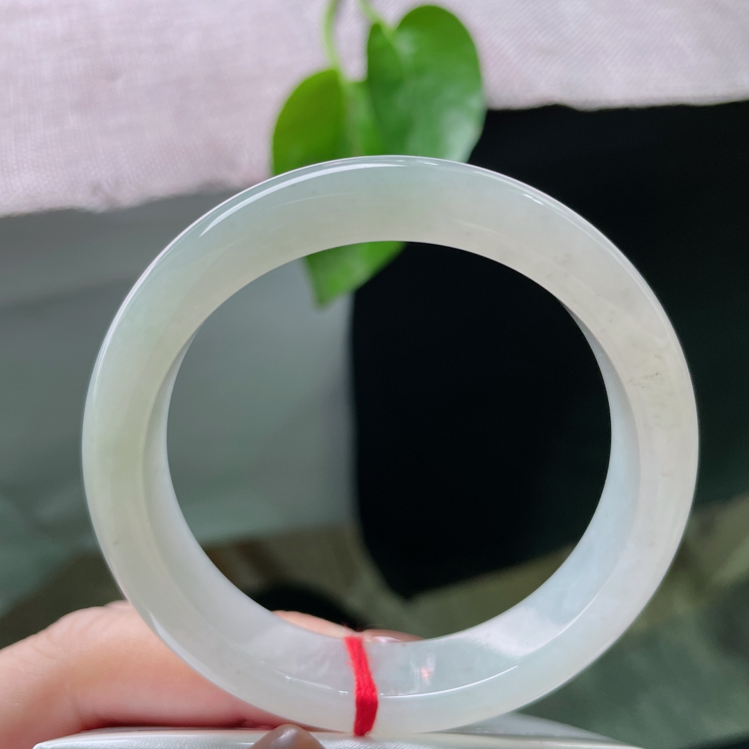 54.9/12/7.8，白月光正圈，细腻，冰感好，贵气，一点撒金，ss48462a