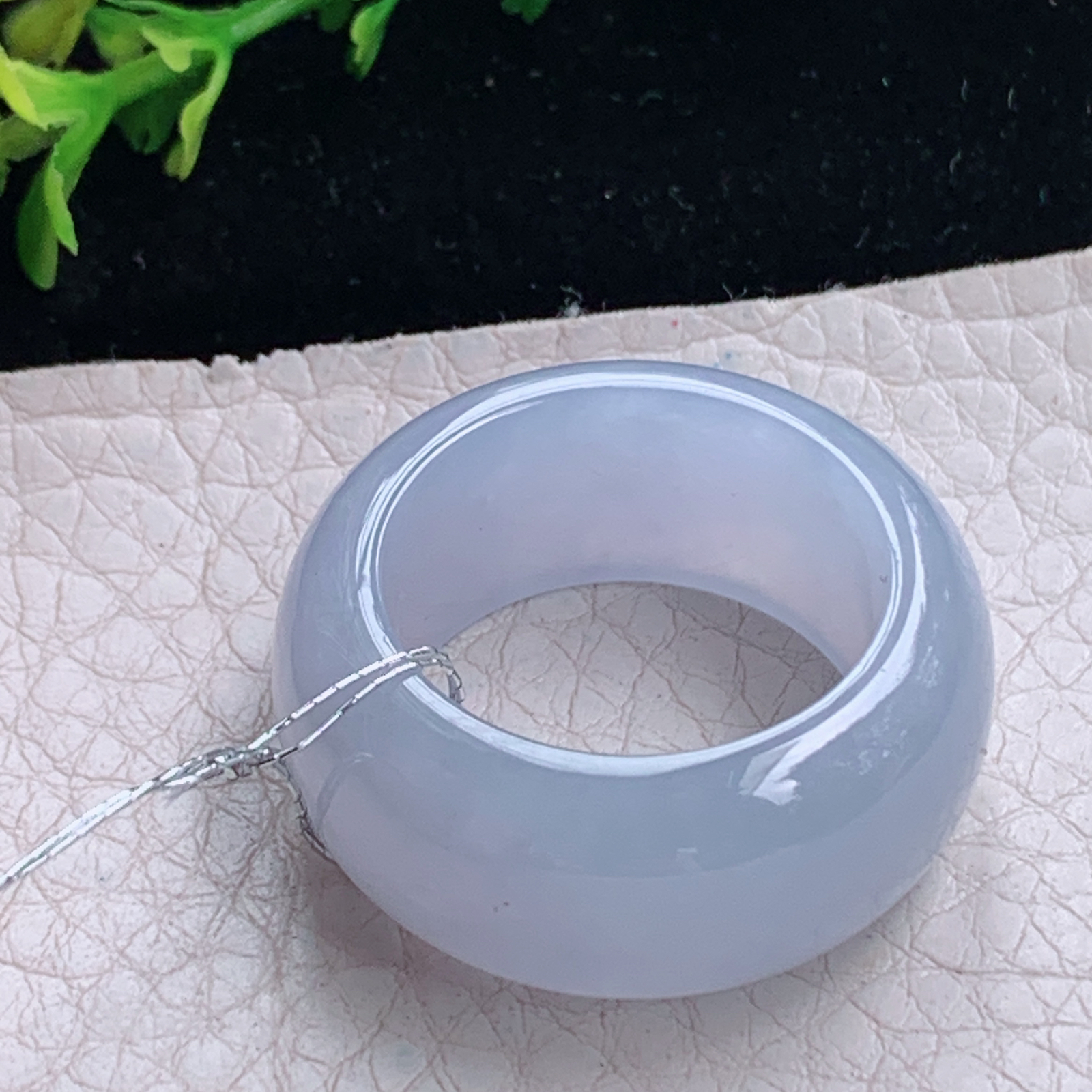 Xqa实拍21.6*12.5*4.6天然缅甸翡翠a货淡紫胶感21.6mm内径指环 戒指