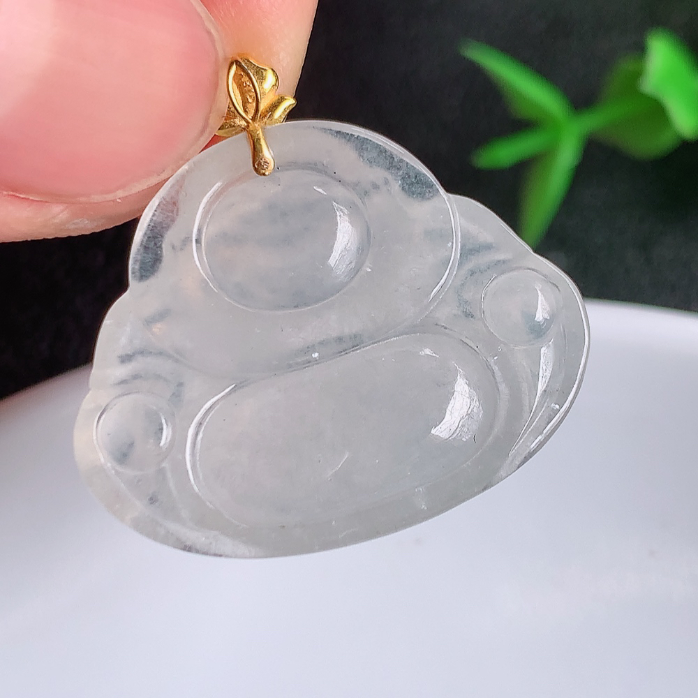 18k金扣冰润佛公挂件 玉质细腻  精雕弥勒佛，笑佛福耳垂肩，面相喜庆，开怀大笑，憨态可掬。惟妙惟肖，寓意福禄双全，吉祥美满，笑口常开 W141.8 尺寸：21-26.5-5.5mm