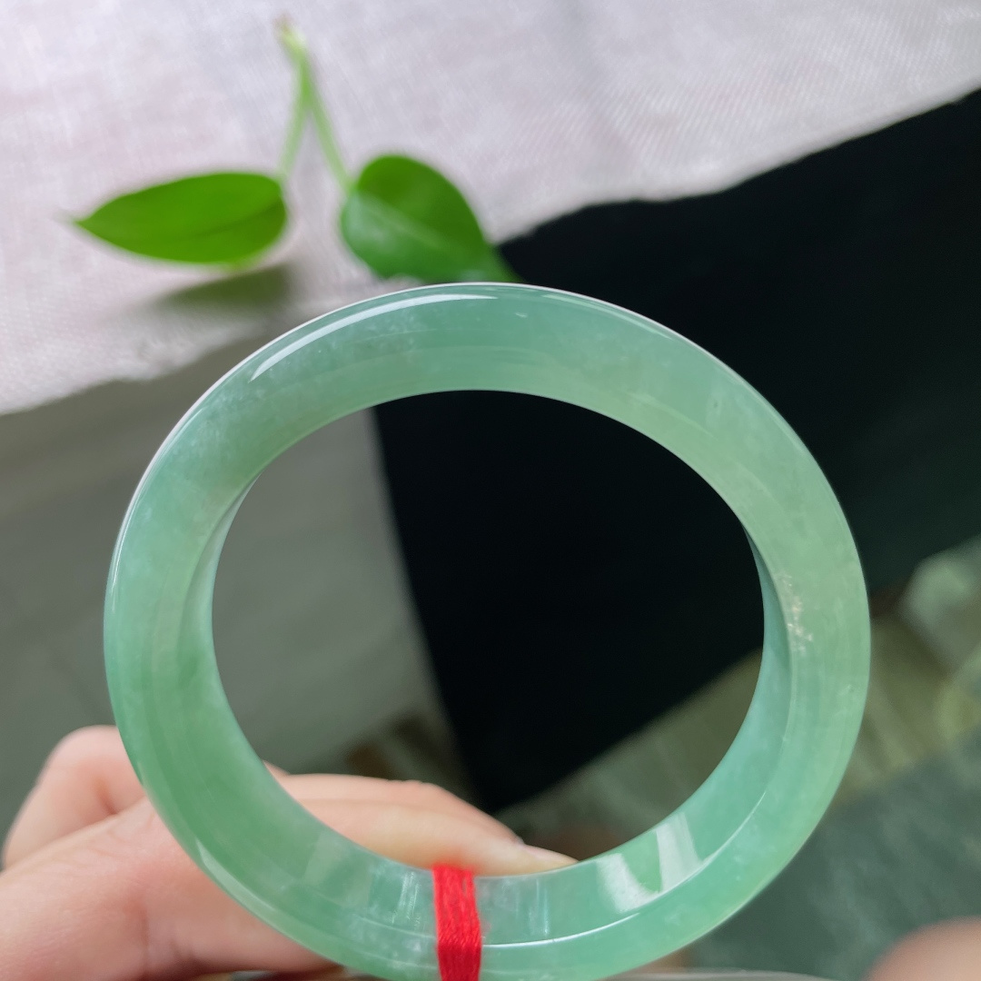 52/12.1/6.8，葡萄肉正圈，甜绿底，种老，清雅，仙姿佚貌，棉团