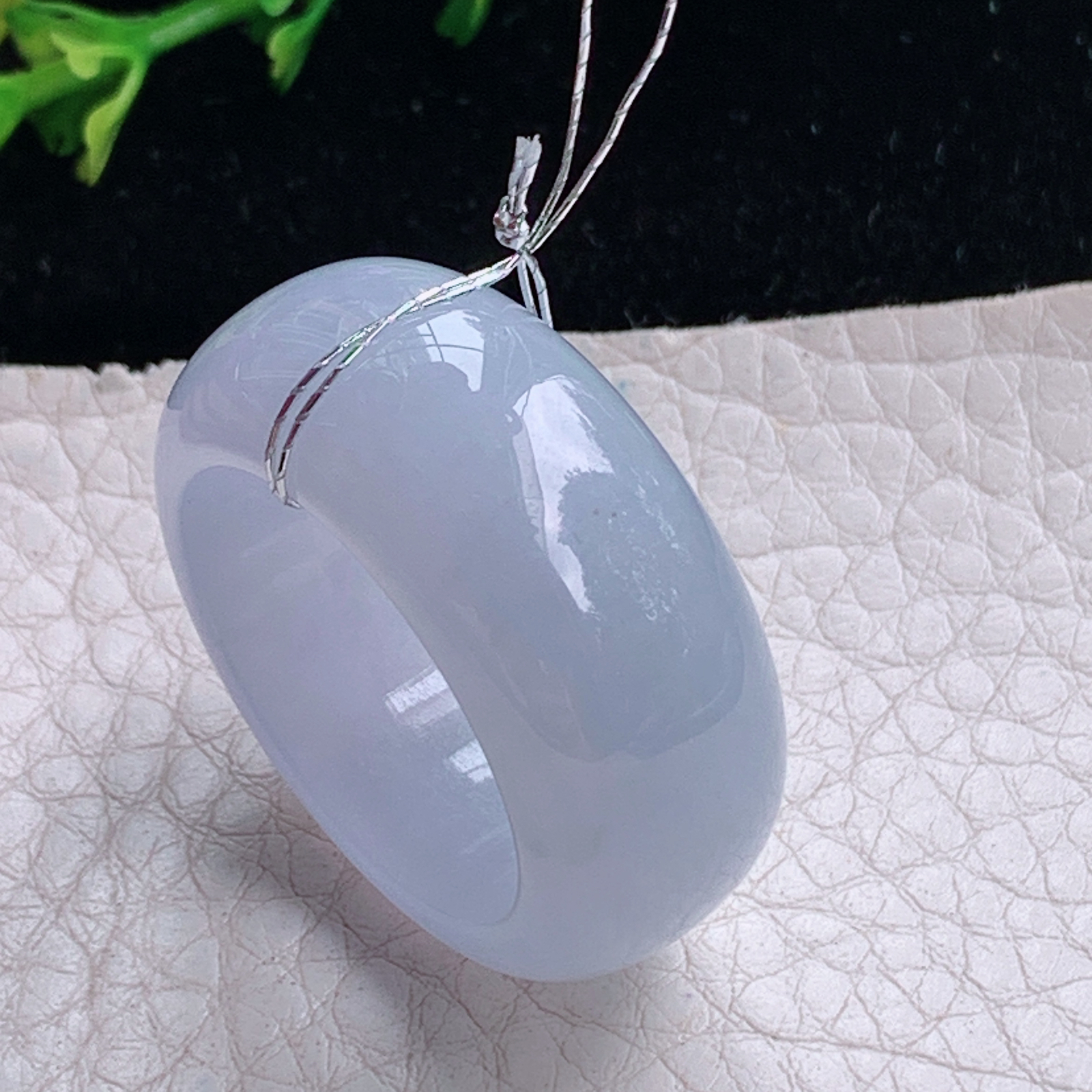 Xqa实拍21.6*12.5*4.6天然缅甸翡翠a货淡紫胶感21.6mm内径指环 戒指