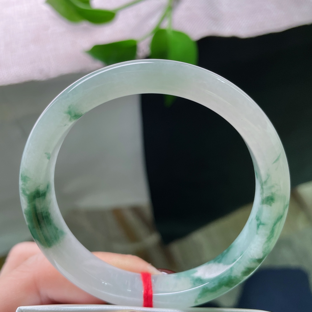 57.4/10.5/7.3，飘花正圈，花是飘的，梦是活的，浮生如梦。，ss49418a