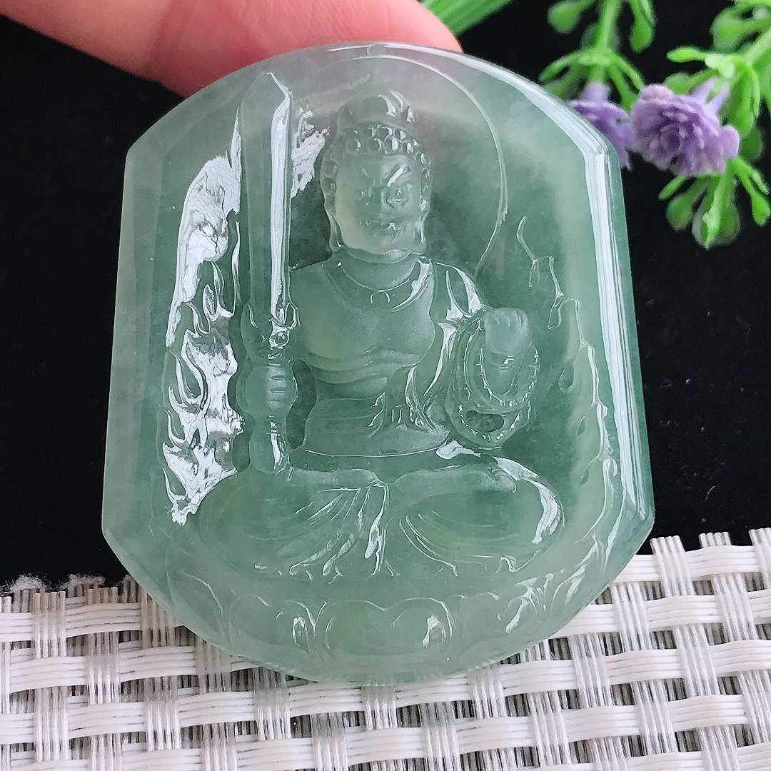 实拍A货翡翠50/42.7/4.8老坑冰胶果冻冰晴满绿不动明王吊坠翡翠玉牌挂件
