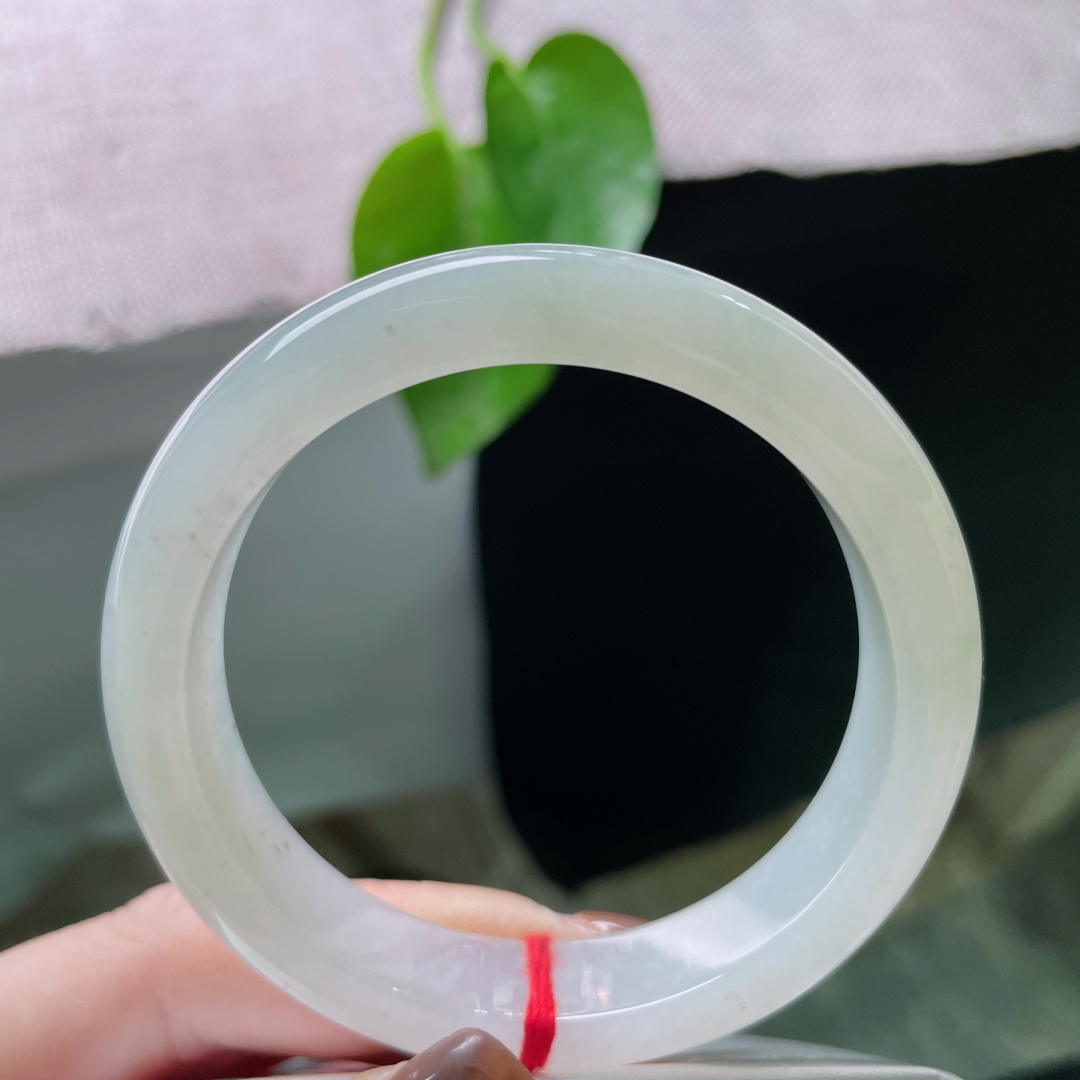 54.9/12/7.8，白月光正圈，细腻，冰感好，贵气，一点撒金，ss48462a