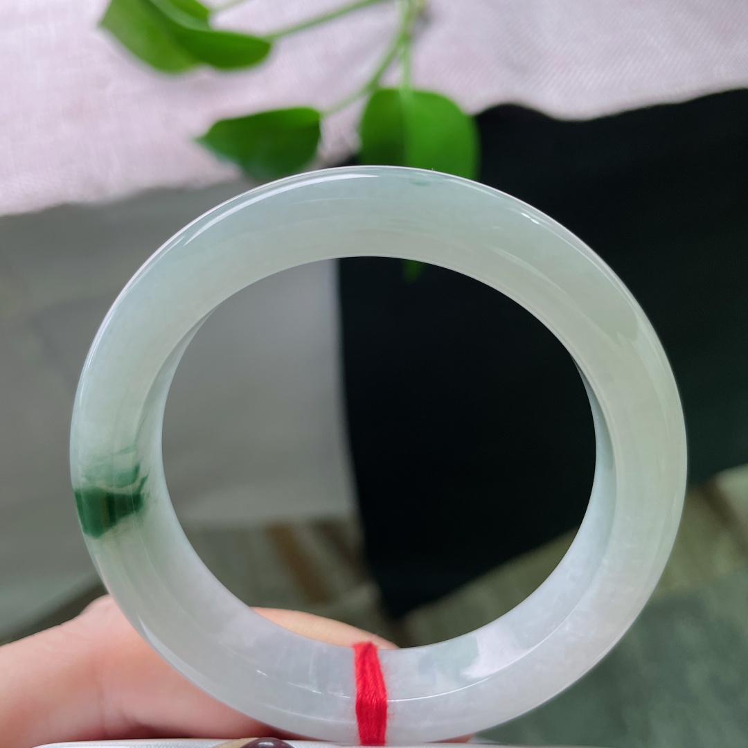 52/11.7/8.5飘花正圈，水润细腻，婉间生辉，一抹飘花