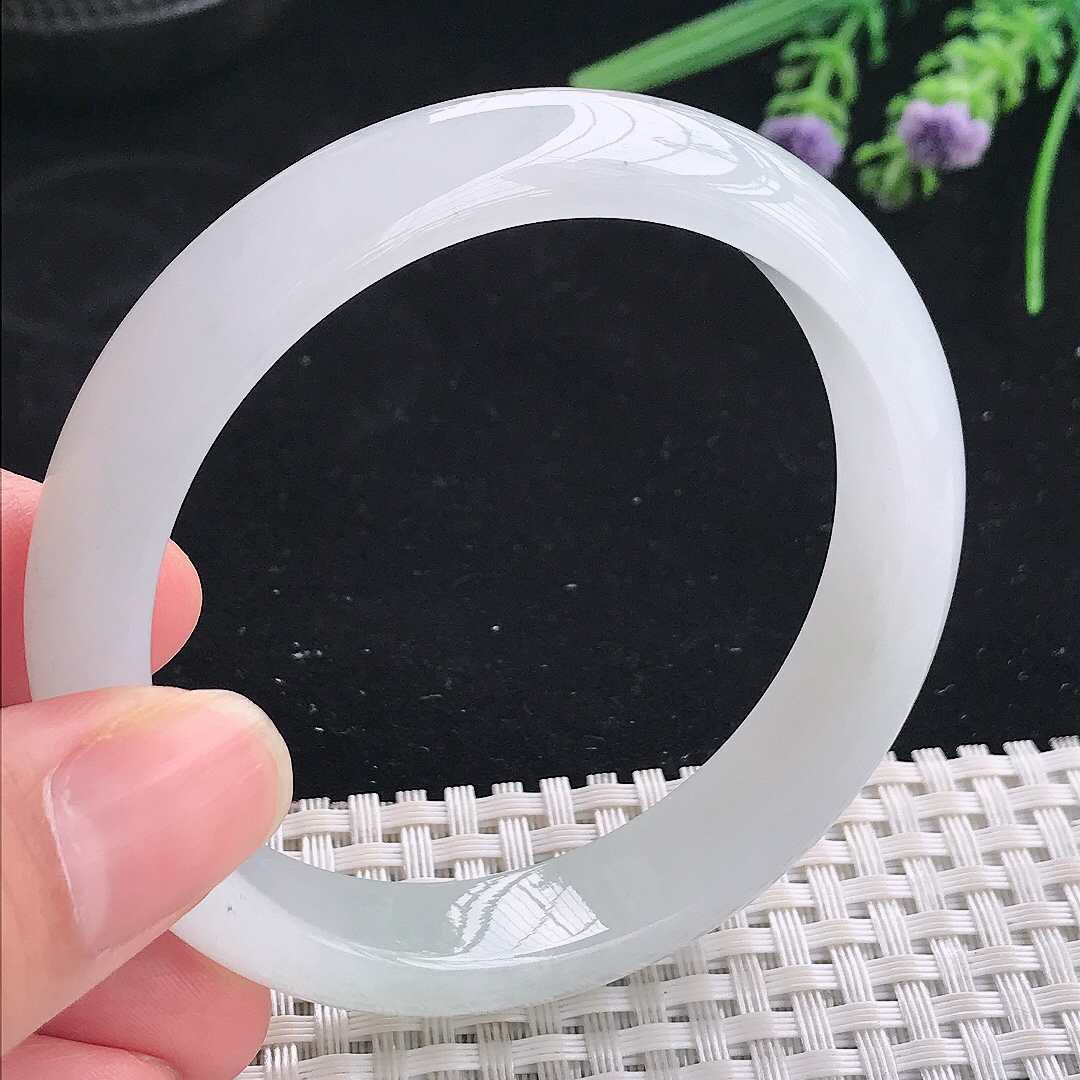 实拍A货翡翠56.8/12.6/7.6老坑秀气冰透白月光手镯宽边玉镯平安镯美人镯
