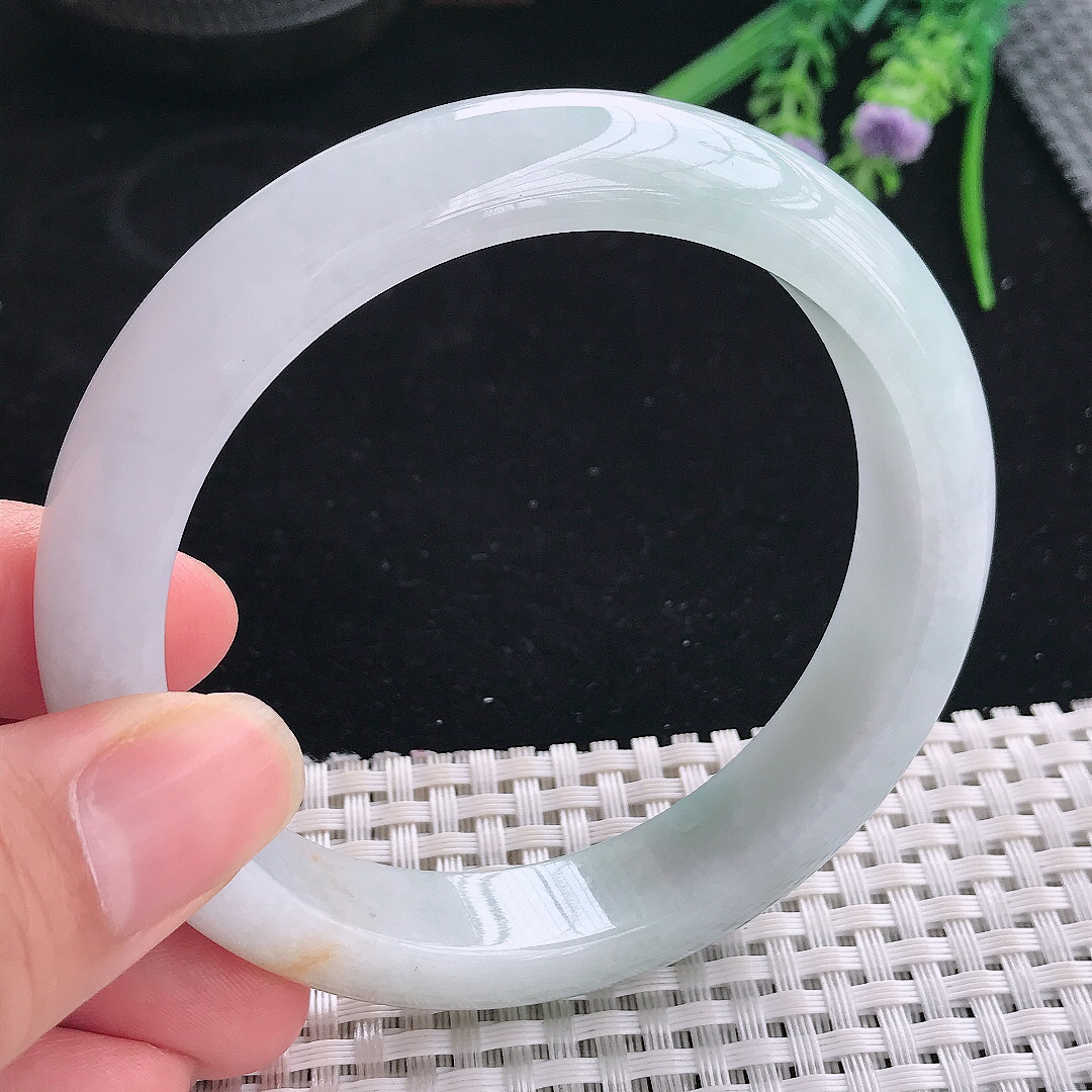 实拍A货翡翠61.5/12.8/8.7大圈口老坑秀气冰润飘花手镯宽边玉镯平安镯