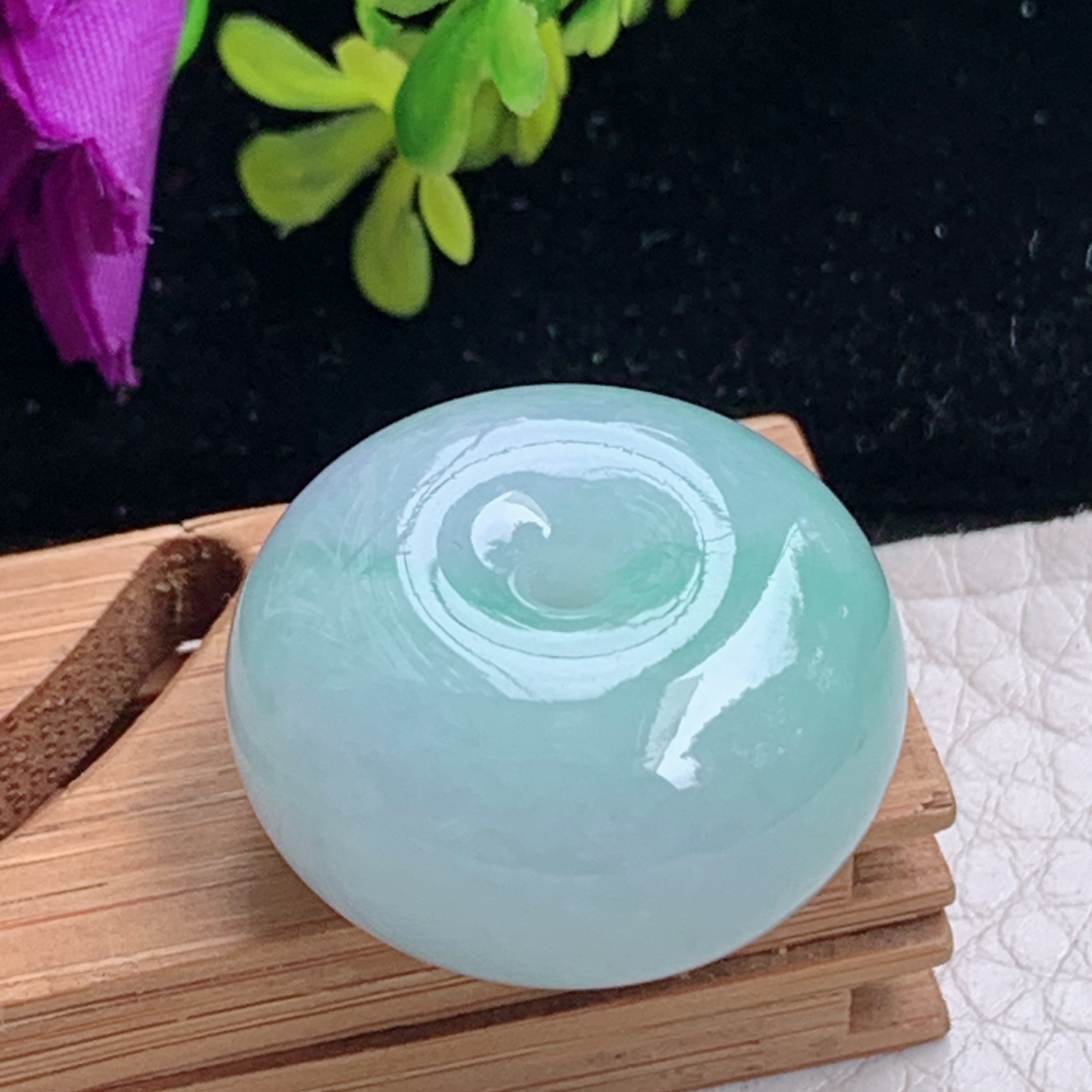 Xj实拍22*12.6天然缅甸翡翠a货淡绿饱满平安扣吊坠 转运珠路路通玉坠