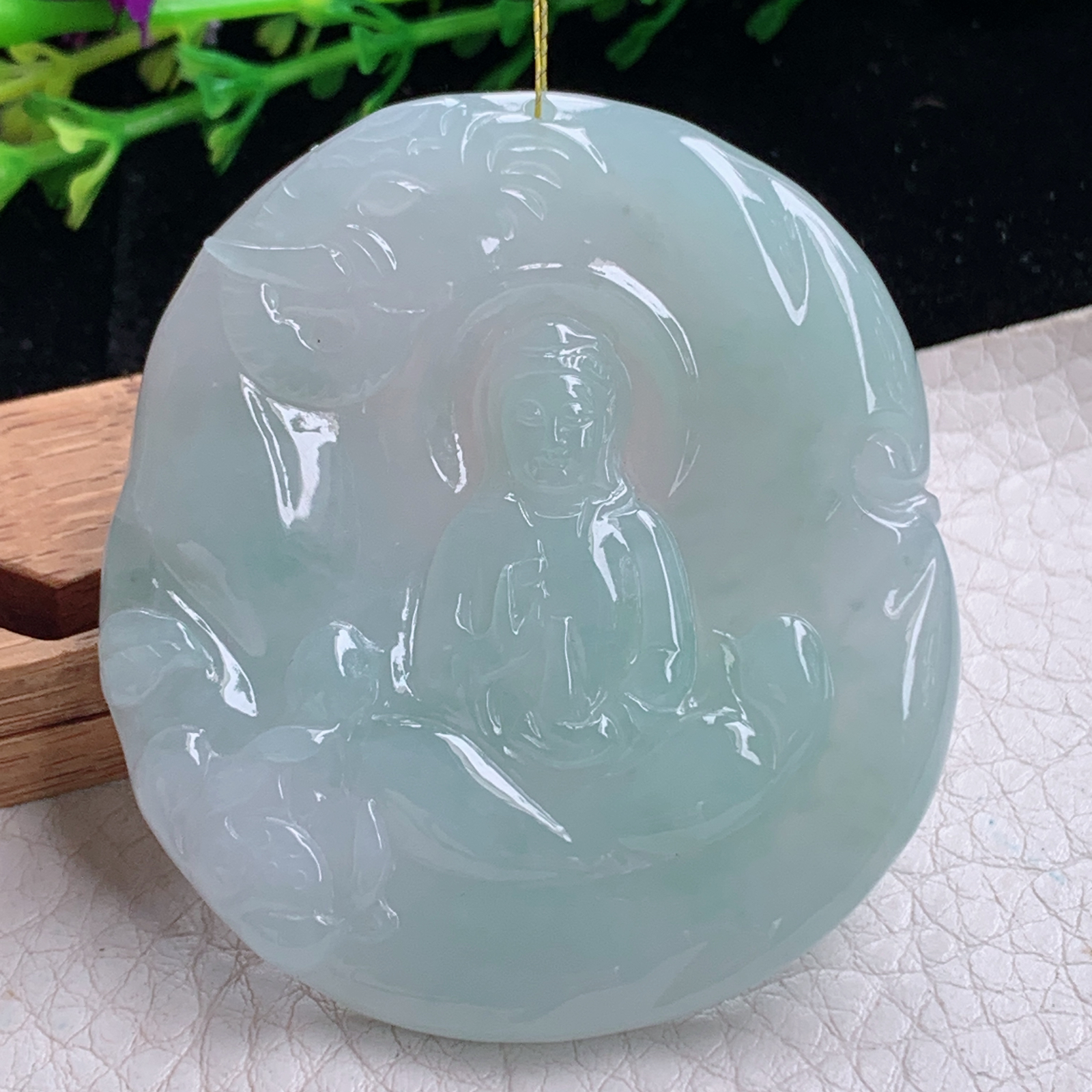 Xj实拍53.2*48.5*5.2天然缅甸翡翠a货淡绿观音菩萨吊坠 坐莲观音菩萨坠