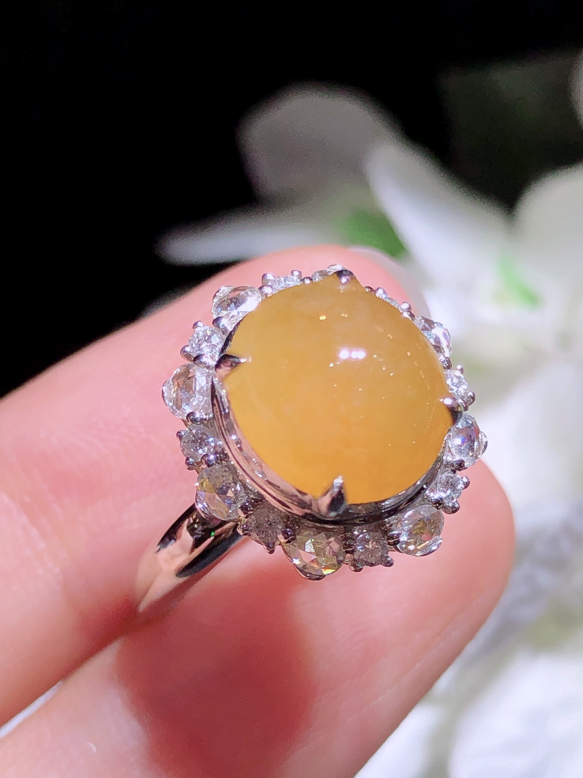 18K金镶 冰黄蛋面戒指 完美 水润色艳 品相饱满