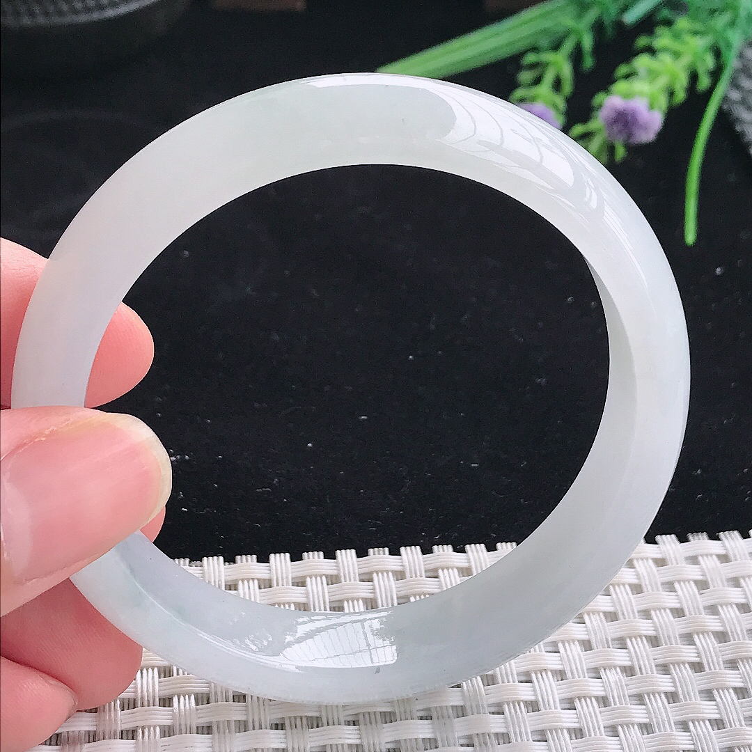 实拍A货翡翠56.8/12.6/7.6老坑秀气冰透白月光手镯宽边玉镯平安镯美人镯