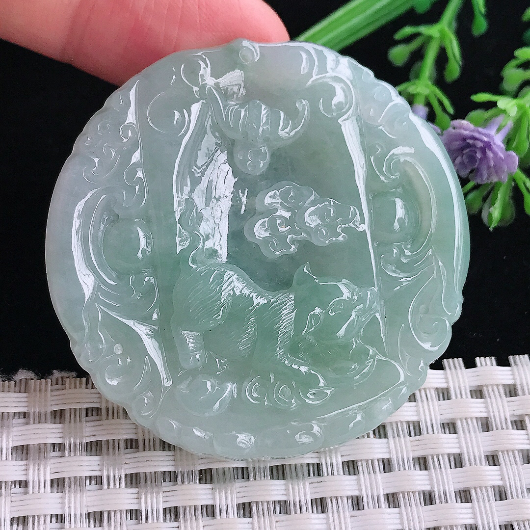 实拍A货翡翠48/48.8/5.5老坑冰胶水灵冰晴招财猪吊坠翡翠猪牌挂件