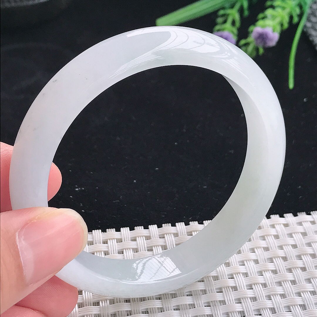 实拍A货翡翠56.8/12.6/7.6老坑秀气冰透白月光手镯宽边玉镯平安镯美人镯