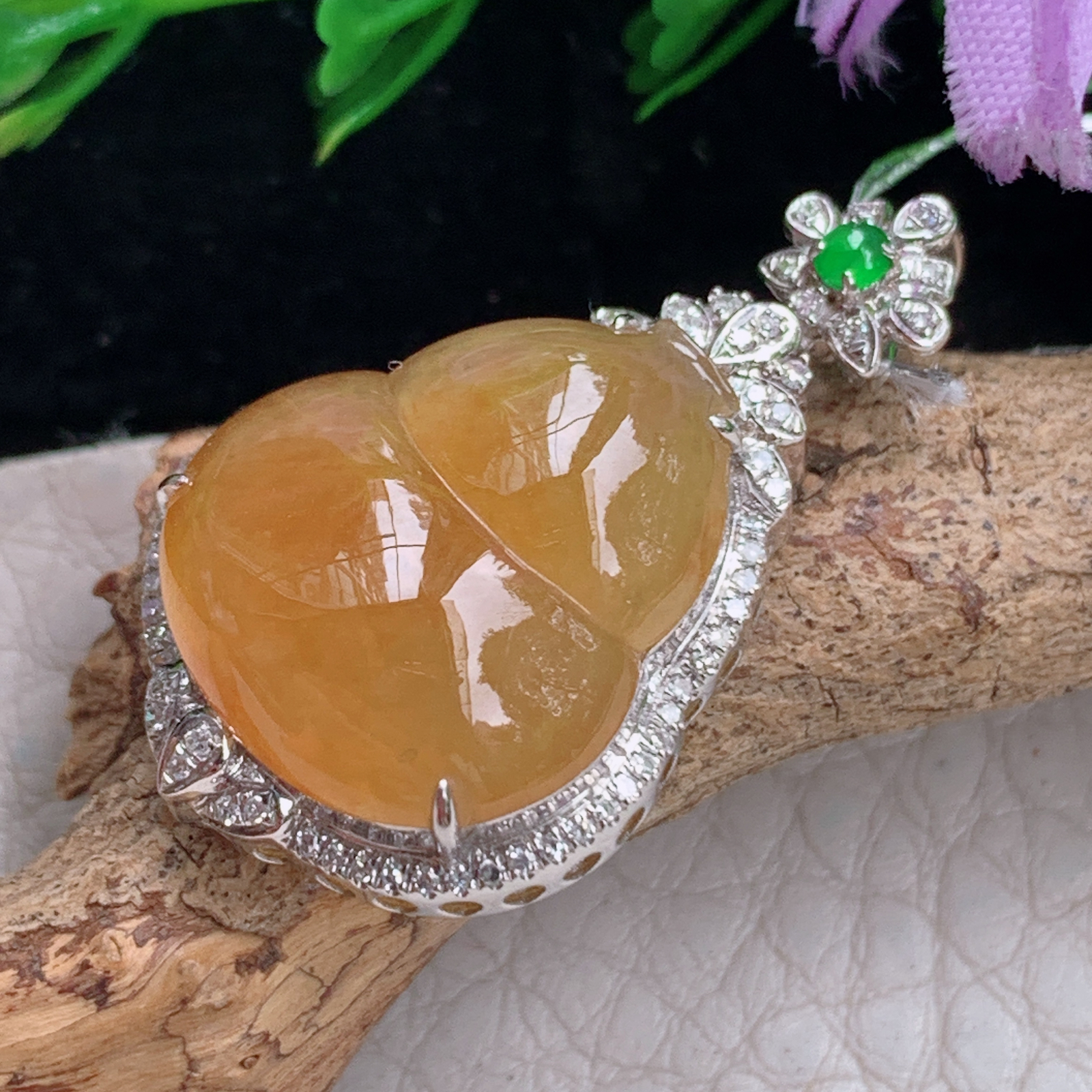 Xqa实拍29.2*17.8*8天然缅甸翡翠冰黄饱满葫芦玉吊坠 玉坠镶18k金扣