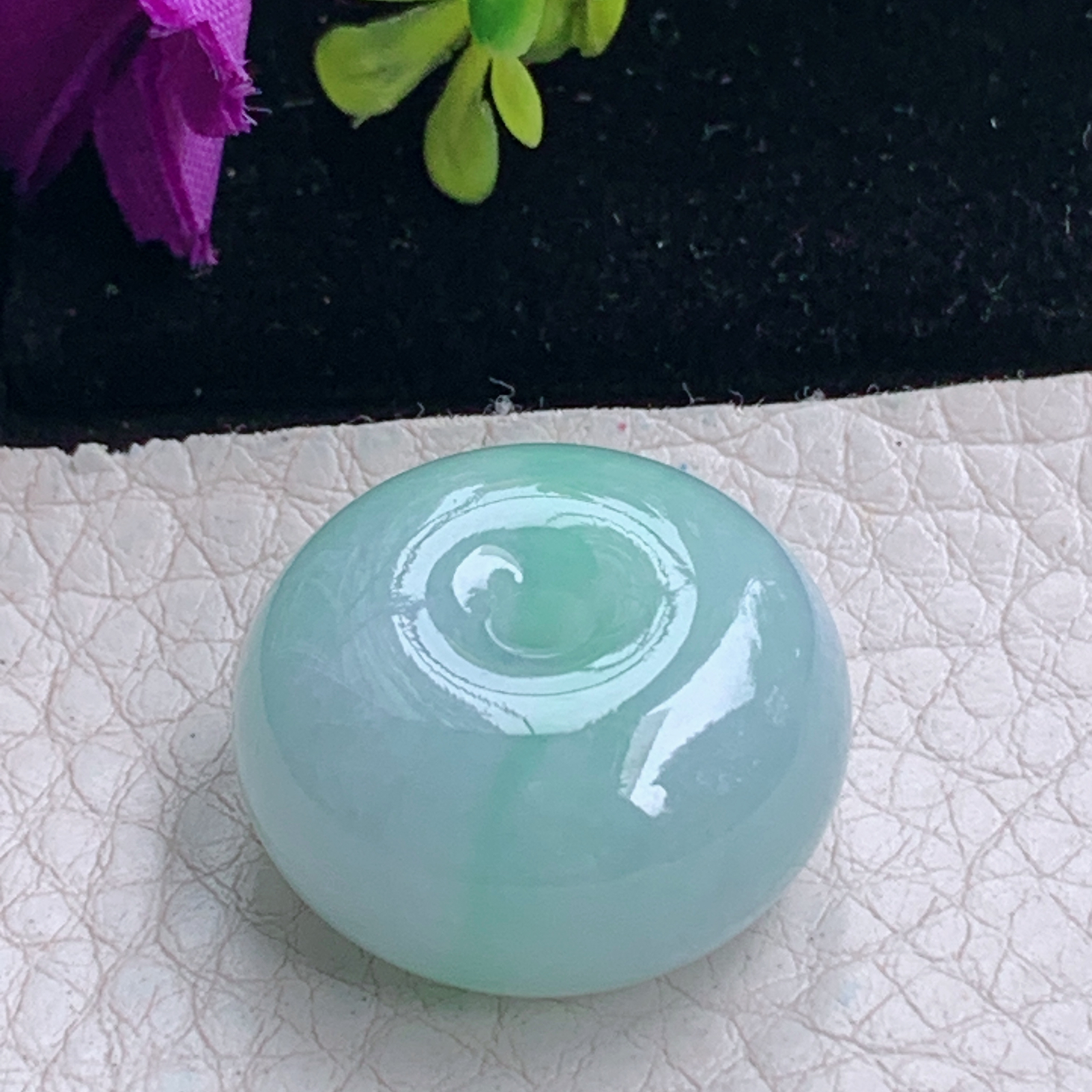 Xj实拍22*12.6天然缅甸翡翠a货淡绿饱满平安扣吊坠 转运珠路路通玉坠