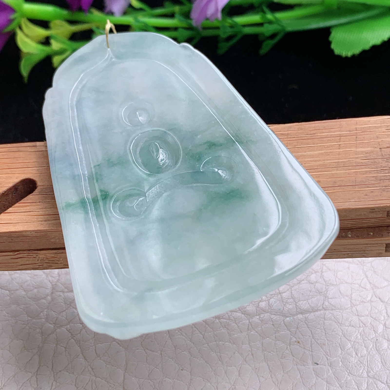 Xj实拍68.8*44.5*5.6天然缅甸翡翠a货飘花大日如来吊坠 生肖守护神玉坠