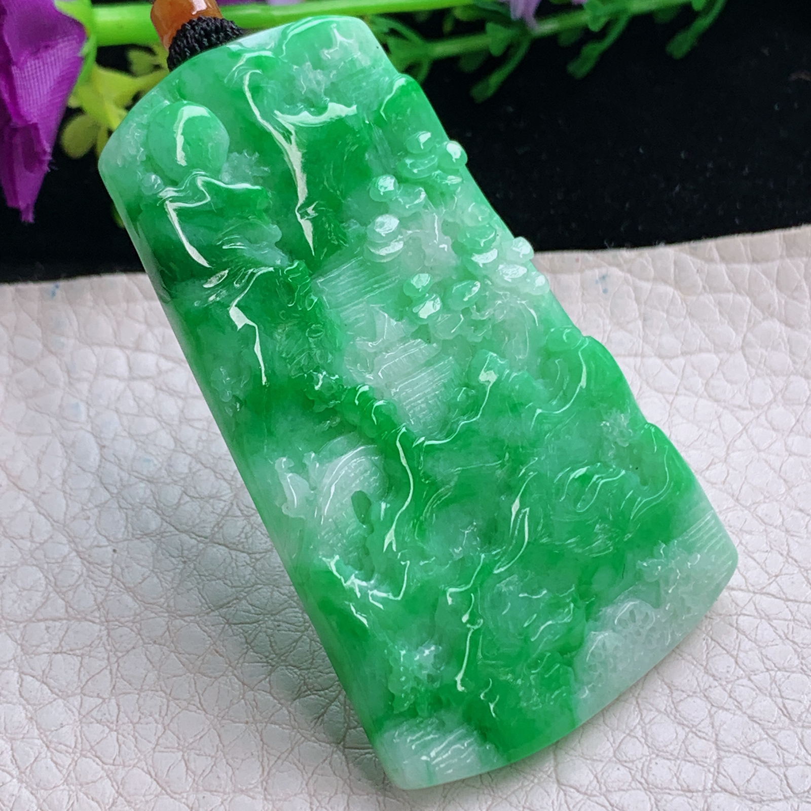 qxm实拍61.5*36*5.5天然缅甸翡翠a货辣绿山水牌 大好河山玉吊坠