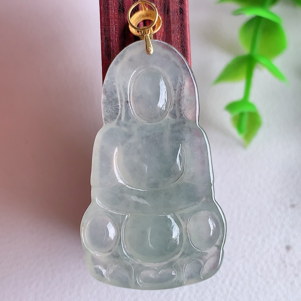 18k金扣冰润精雕观音吊坠，法相端庄大气，工艺精湛，种色浓郁，细腻饱满冰润，种老水足，收藏佳品，佩戴大气  W01.8   尺寸：37.8-22-4.2mm