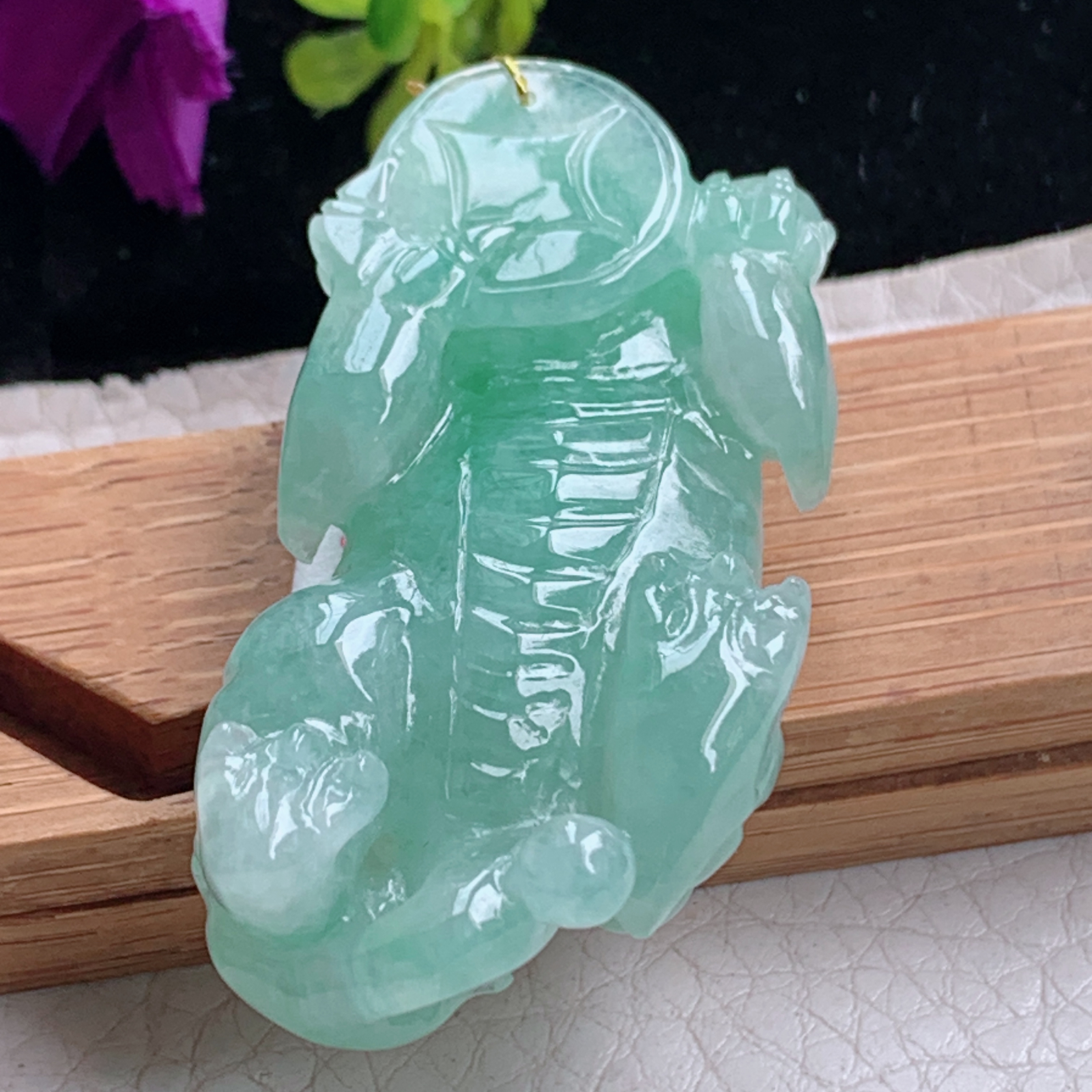Xj实拍47.5*24*13天然缅甸翡翠a货胶满绿招财貔貅吊坠 精雕皮休瑞兽玉坠