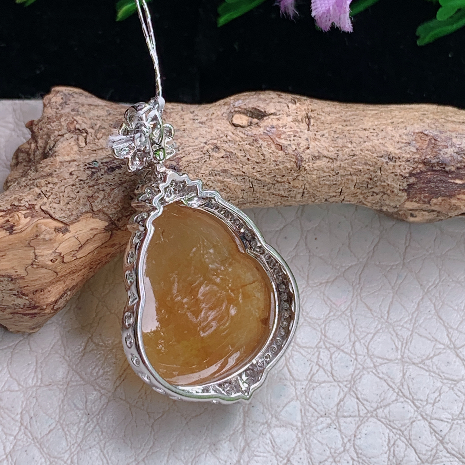 Xqa实拍29.2*17.8*8天然缅甸翡翠冰黄饱满葫芦玉吊坠 玉坠镶18k金扣