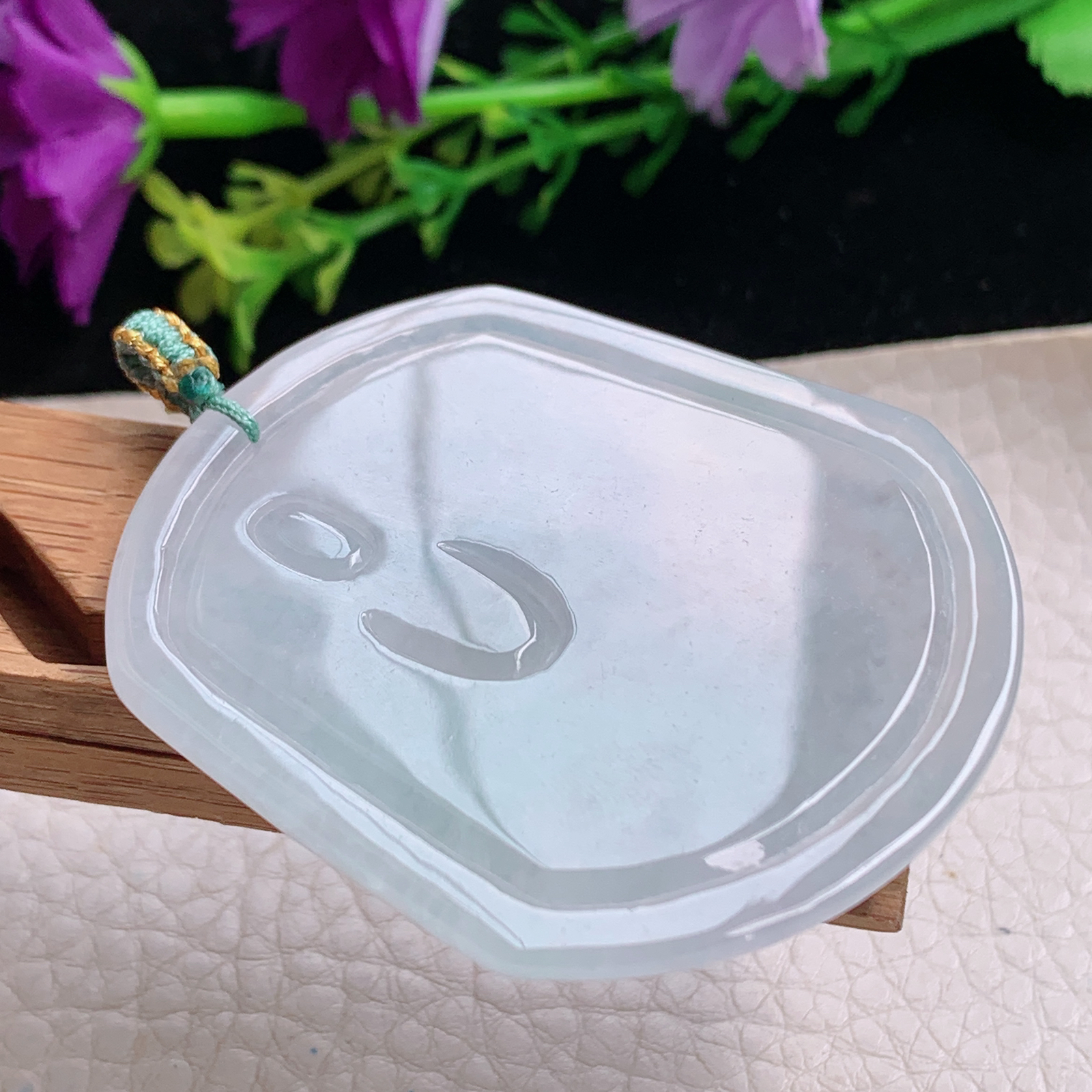 yn实拍52.6*46.3*5.3天然缅甸翡翠a货冰纯大日如来 普度众生玉吊坠