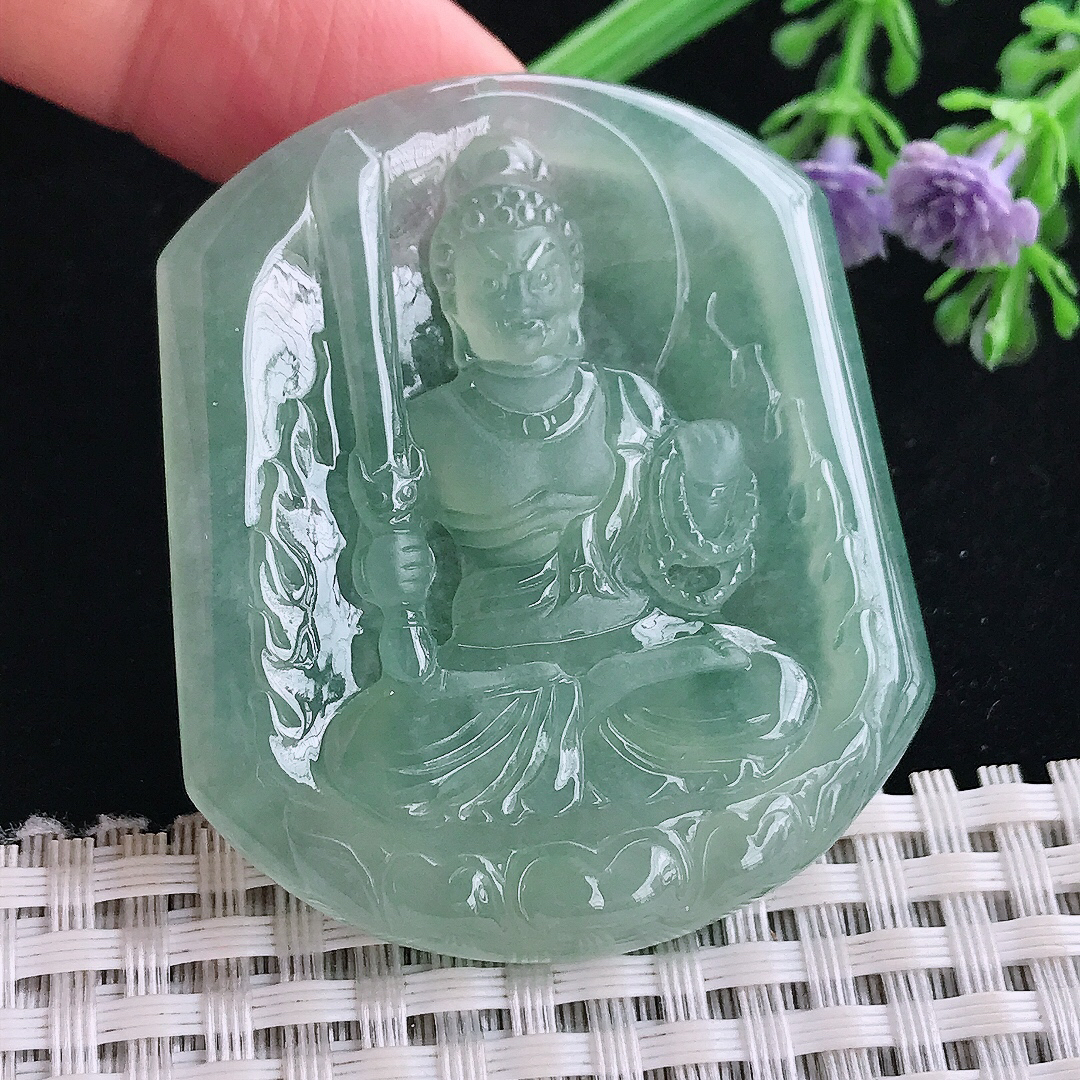 实拍A货翡翠50/42.7/4.8老坑冰胶果冻冰晴满绿不动明王吊坠翡翠玉牌挂件