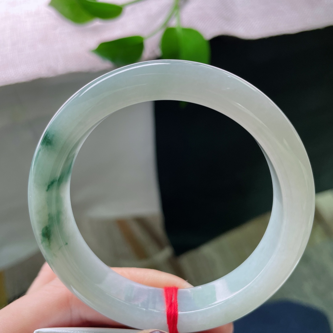 57.8/13.1/8.6，飘花正圈，或丝缕，飘飘洒洒，似水中藻荇。侧纹，ss49357a