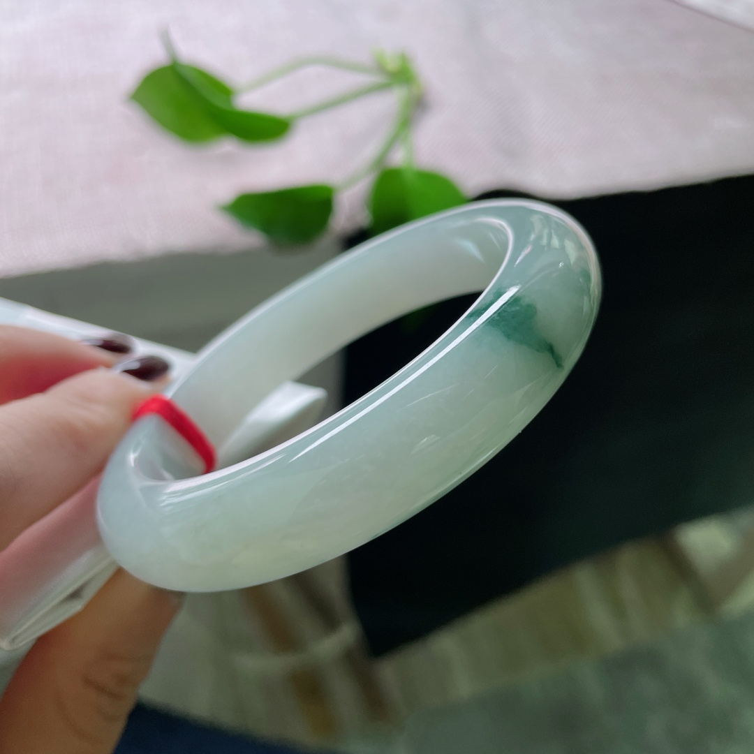 57.8/13.1/8.6，飘花正圈，或丝缕，飘飘洒洒，似水中藻荇。侧纹，ss49357a