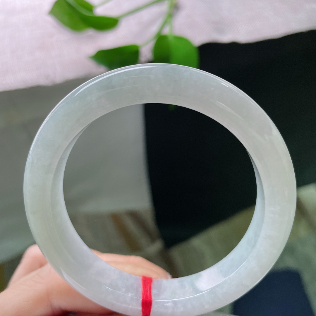 57/11.9/9.3淡绿底正圈，清新，水润，温婉可人，ss50086a