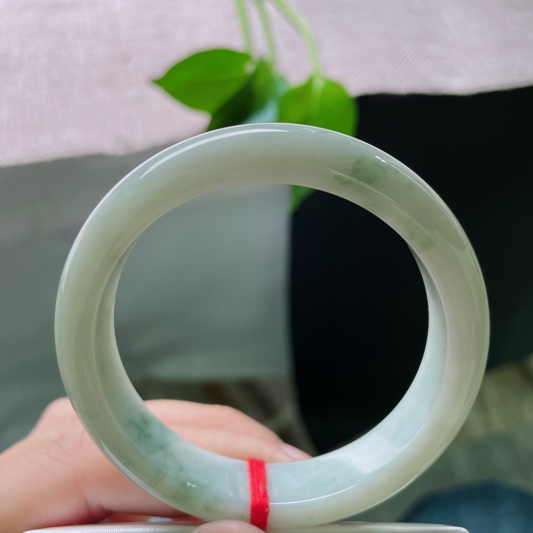 51/11.7/7.4，飘花正圈，肉质细腻干净，小手福利，简约不简单，ss49084a