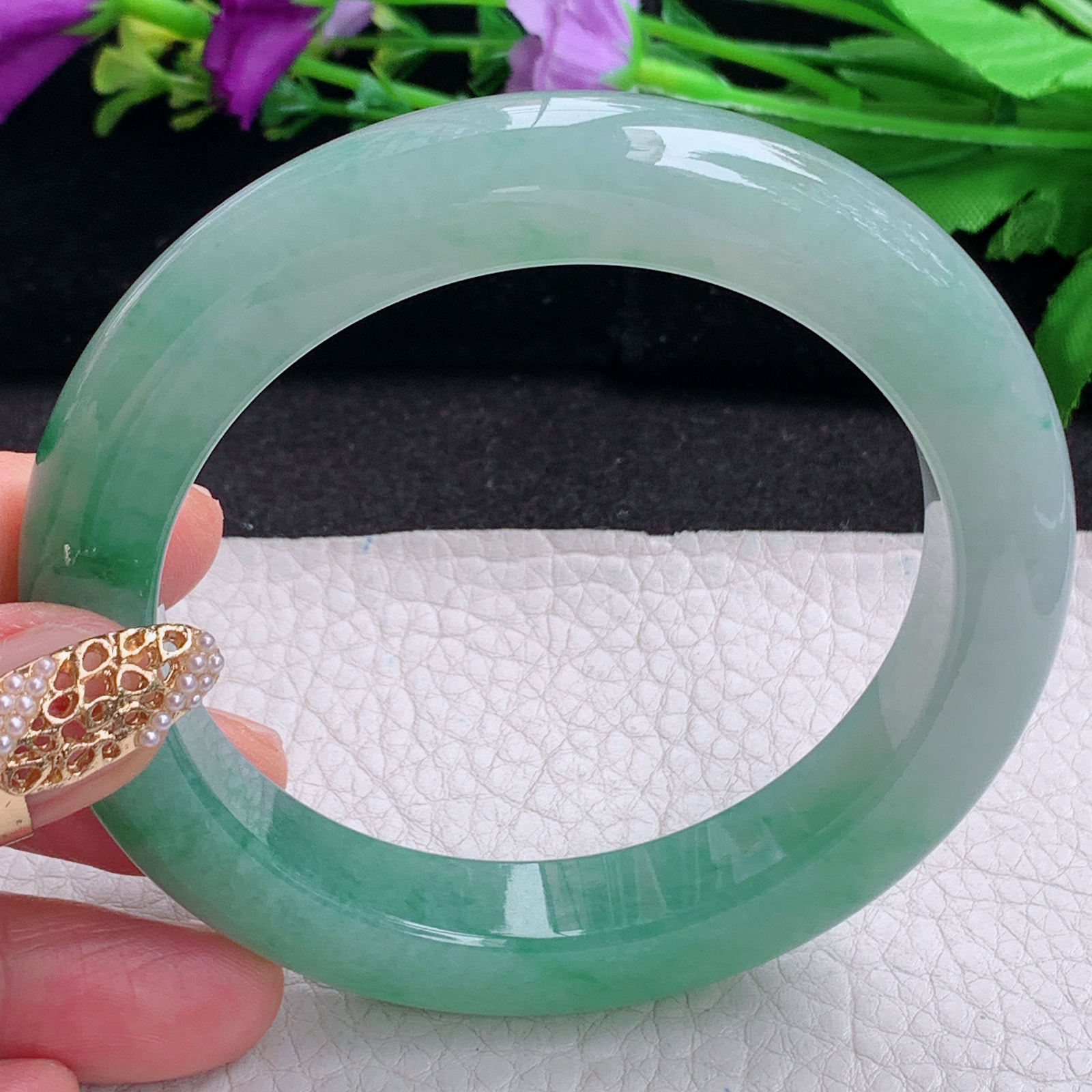 nr大圈口61*12*10.5平安镯 天然缅甸翡翠a货手镯冰胶飘绿正圈玉镯子