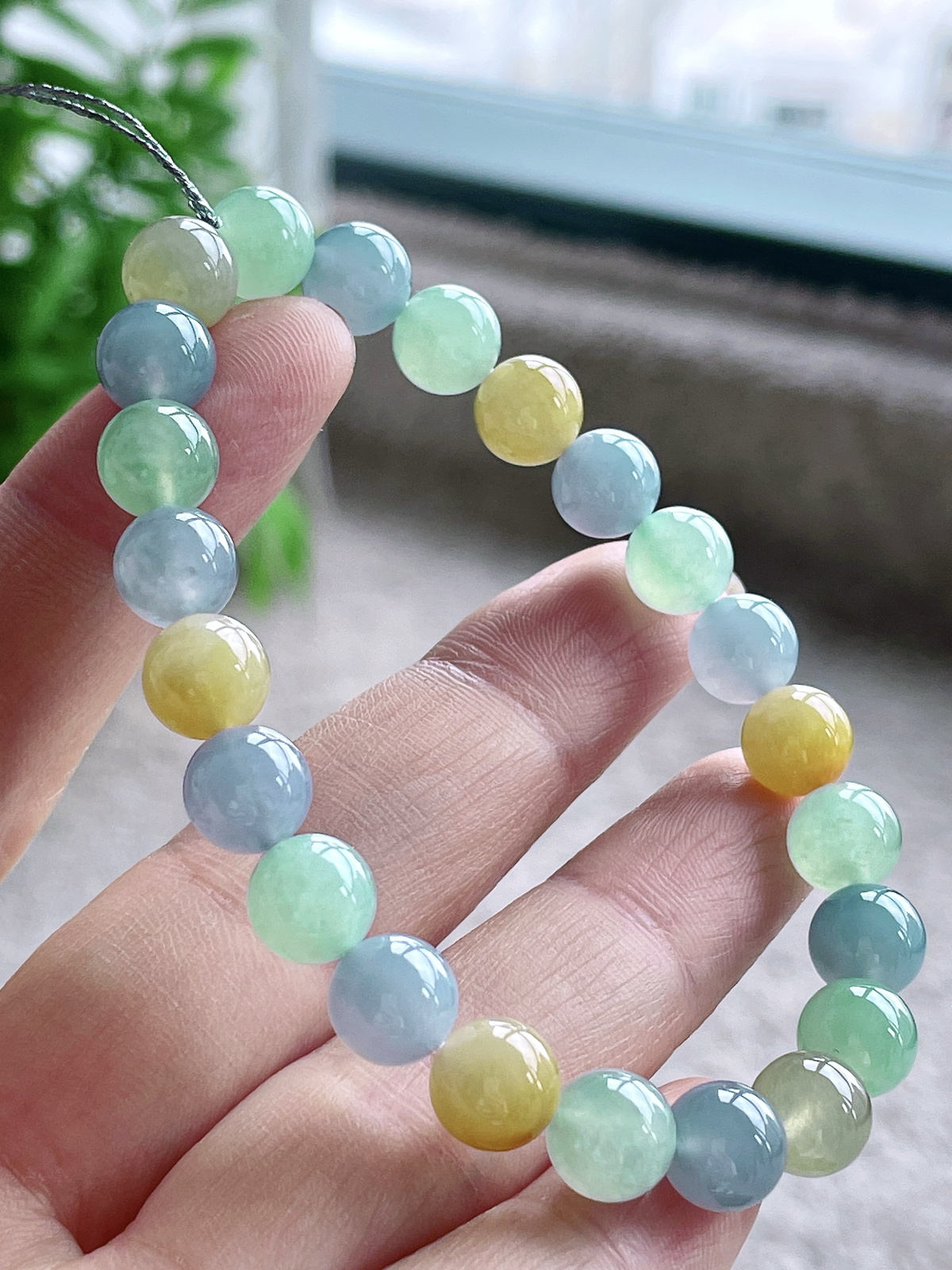 【珠子】冰多宝手串圆珠珠子手串
【尺寸】7.9mm..