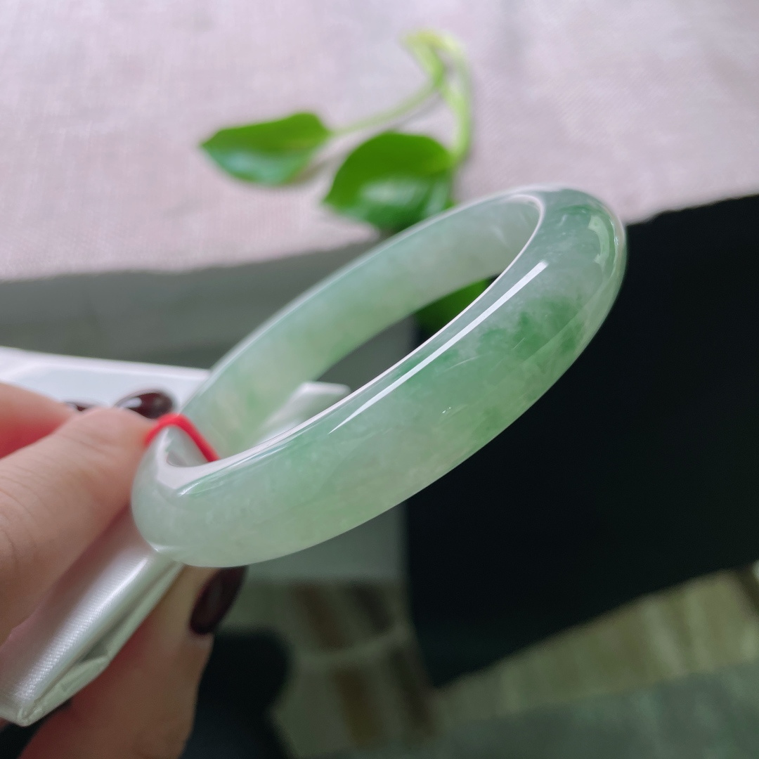 57.6/12/8.5，飘花正圈，水头好，花影摇曳，不负韶华，种老，无裂，ss50548a